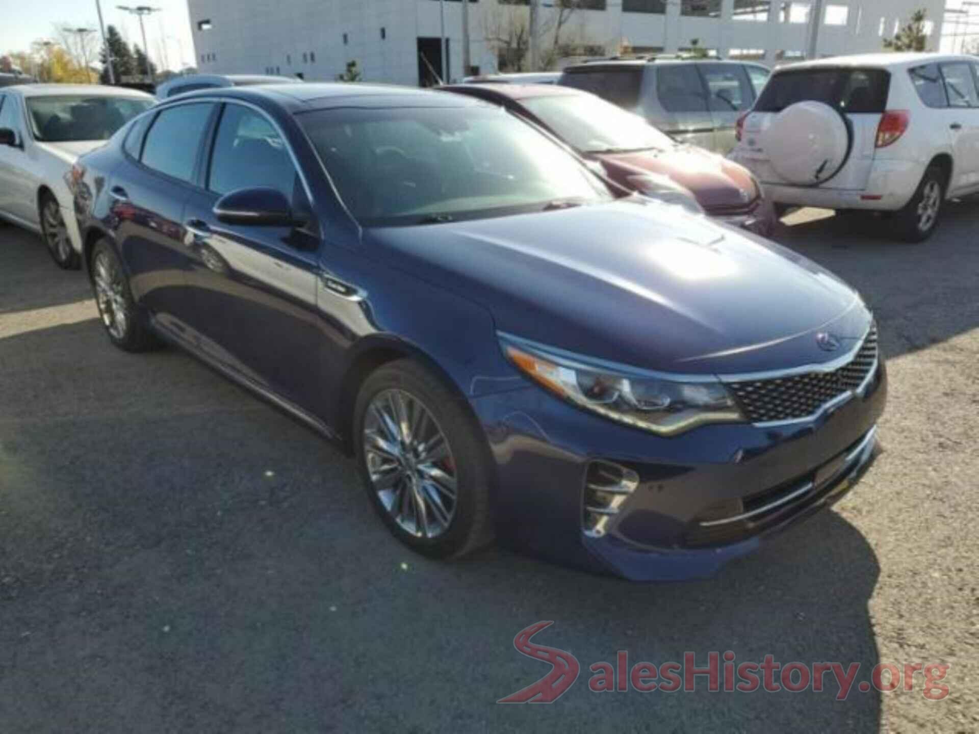 5XXGV4L28HG168242 2017 KIA OPTIMA