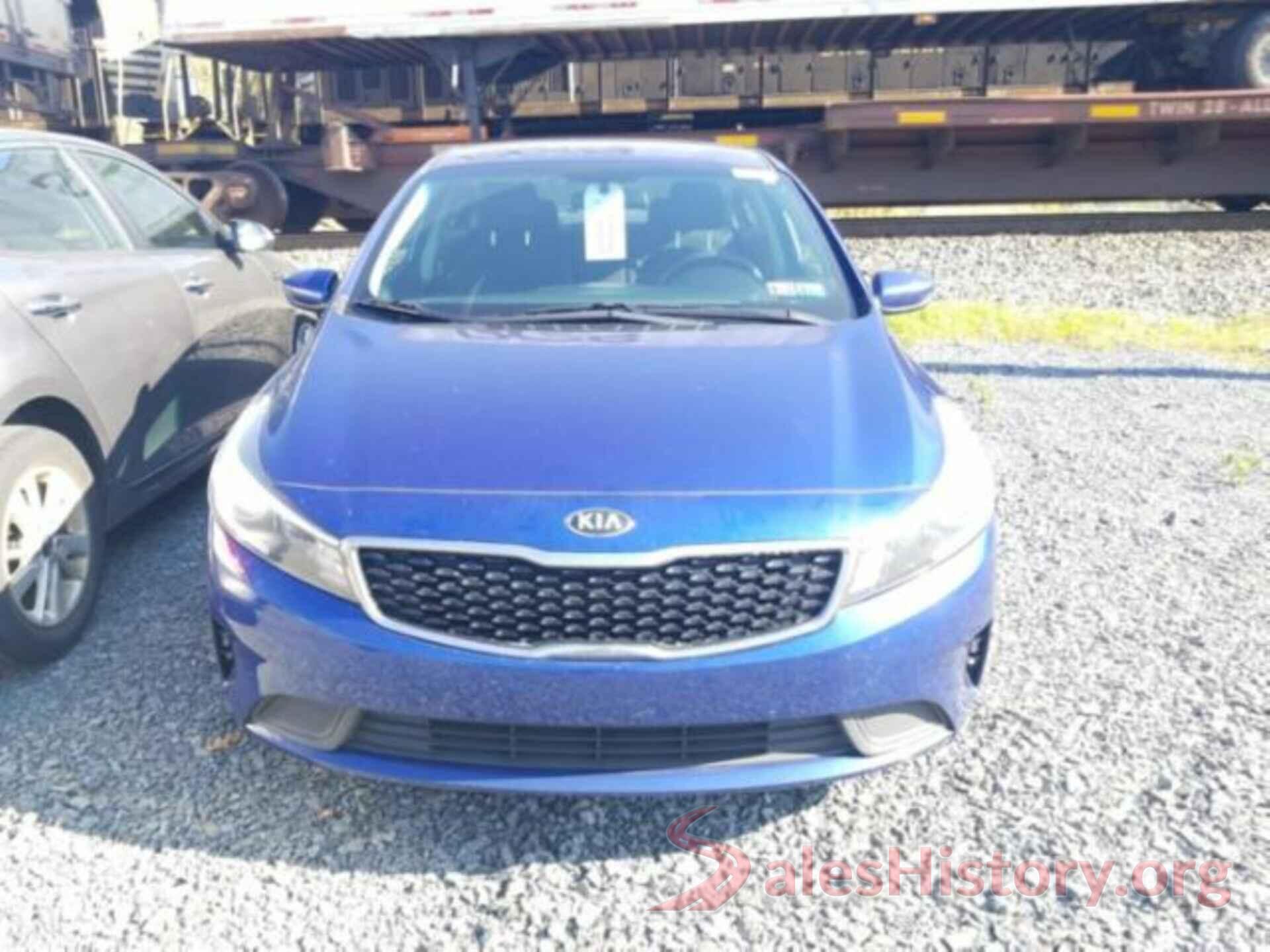 3KPFK4A71HE065661 2017 KIA FORTE