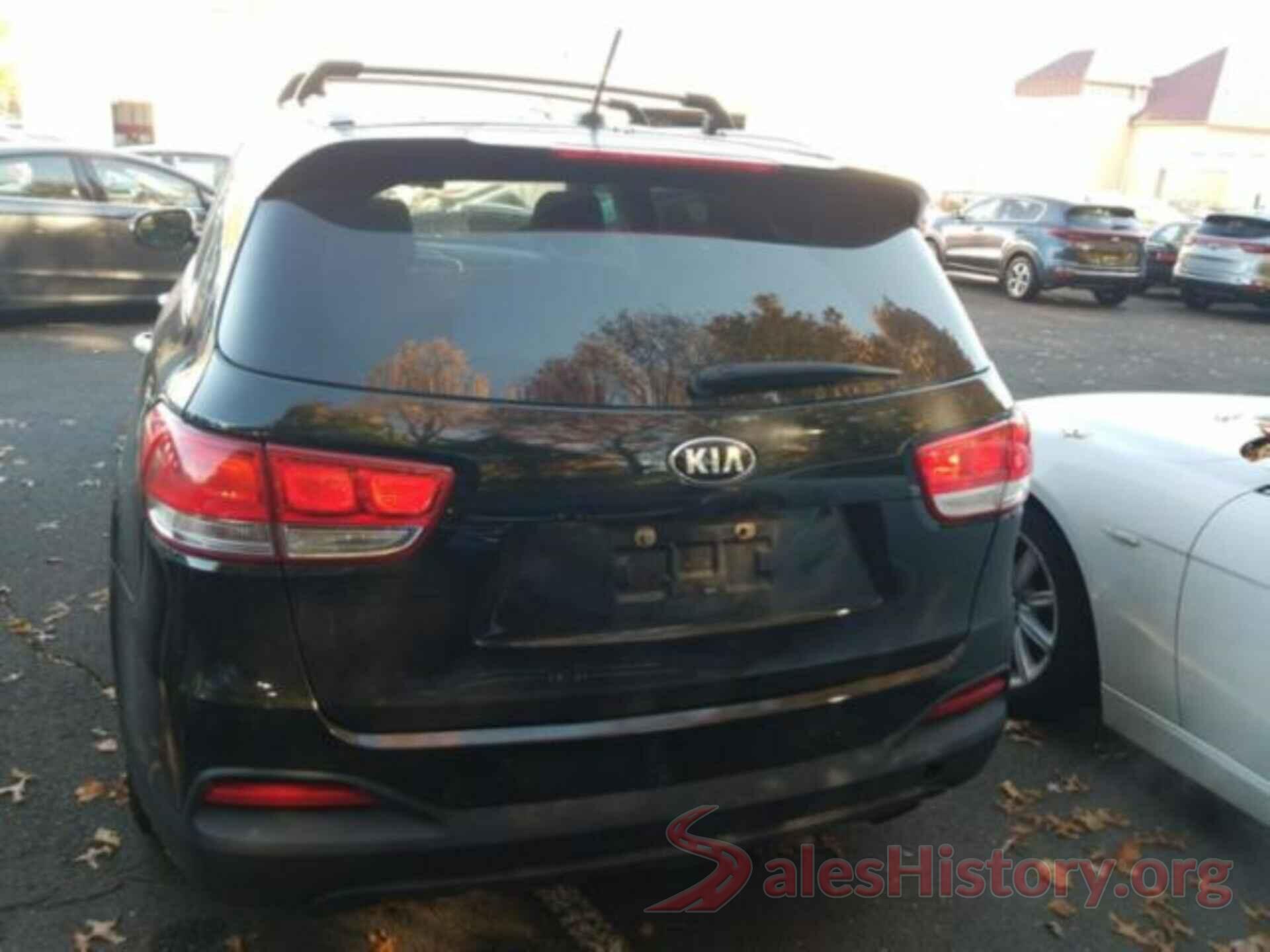 5XYPGDA58HG325318 2017 KIA SORENTO