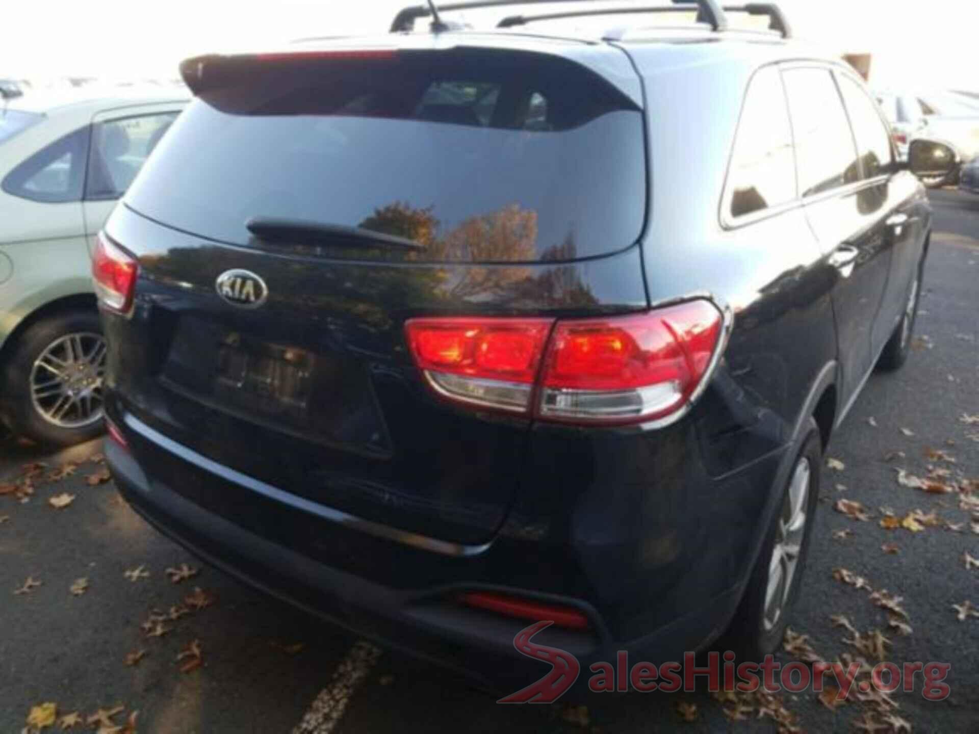 5XYPGDA58HG325318 2017 KIA SORENTO