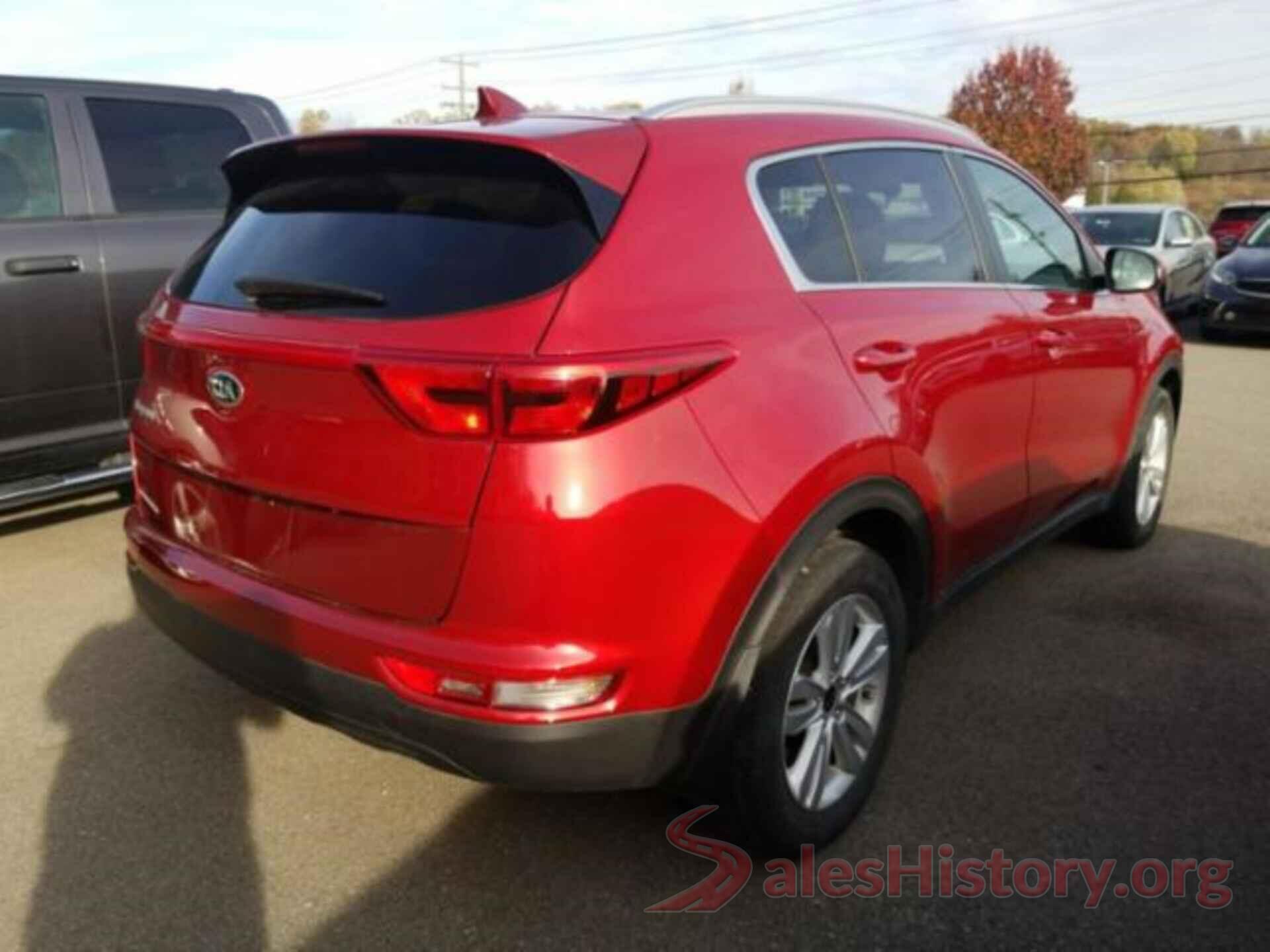 KNDPMCAC2J7393389 2018 KIA SPORTAGE