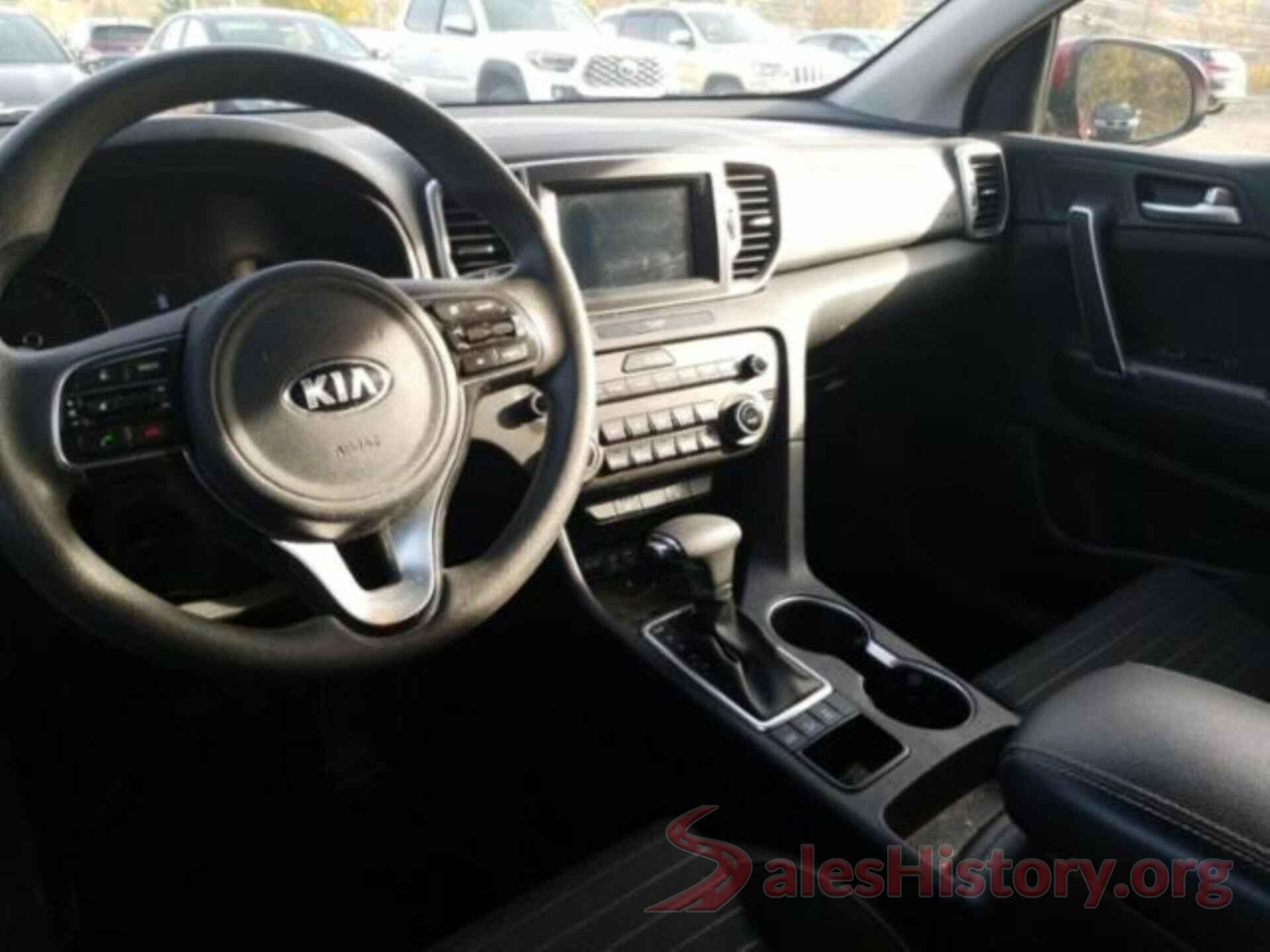 KNDPMCAC2J7393389 2018 KIA SPORTAGE