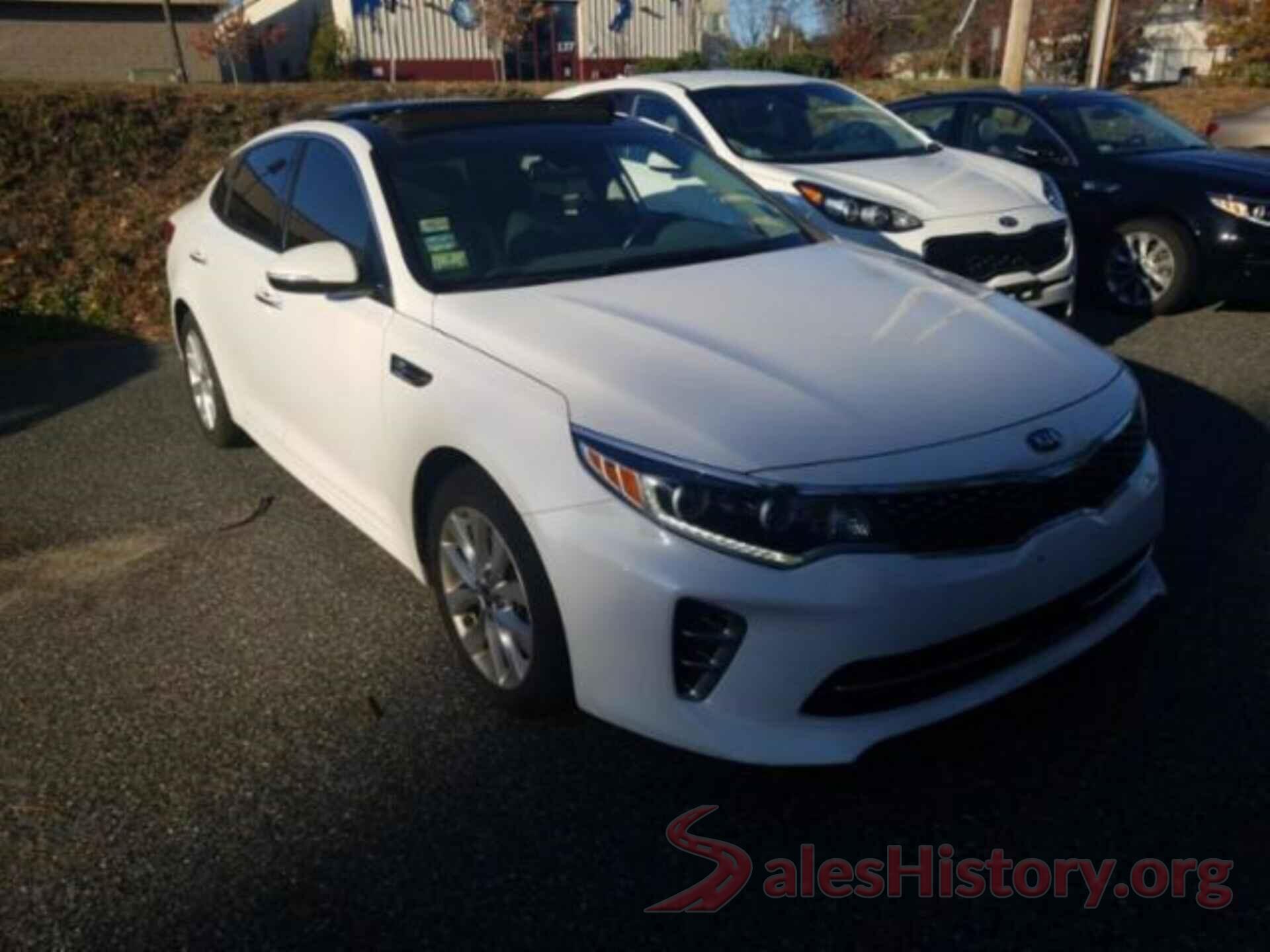 5XXGU4L30HG126482 2017 KIA OPTIMA