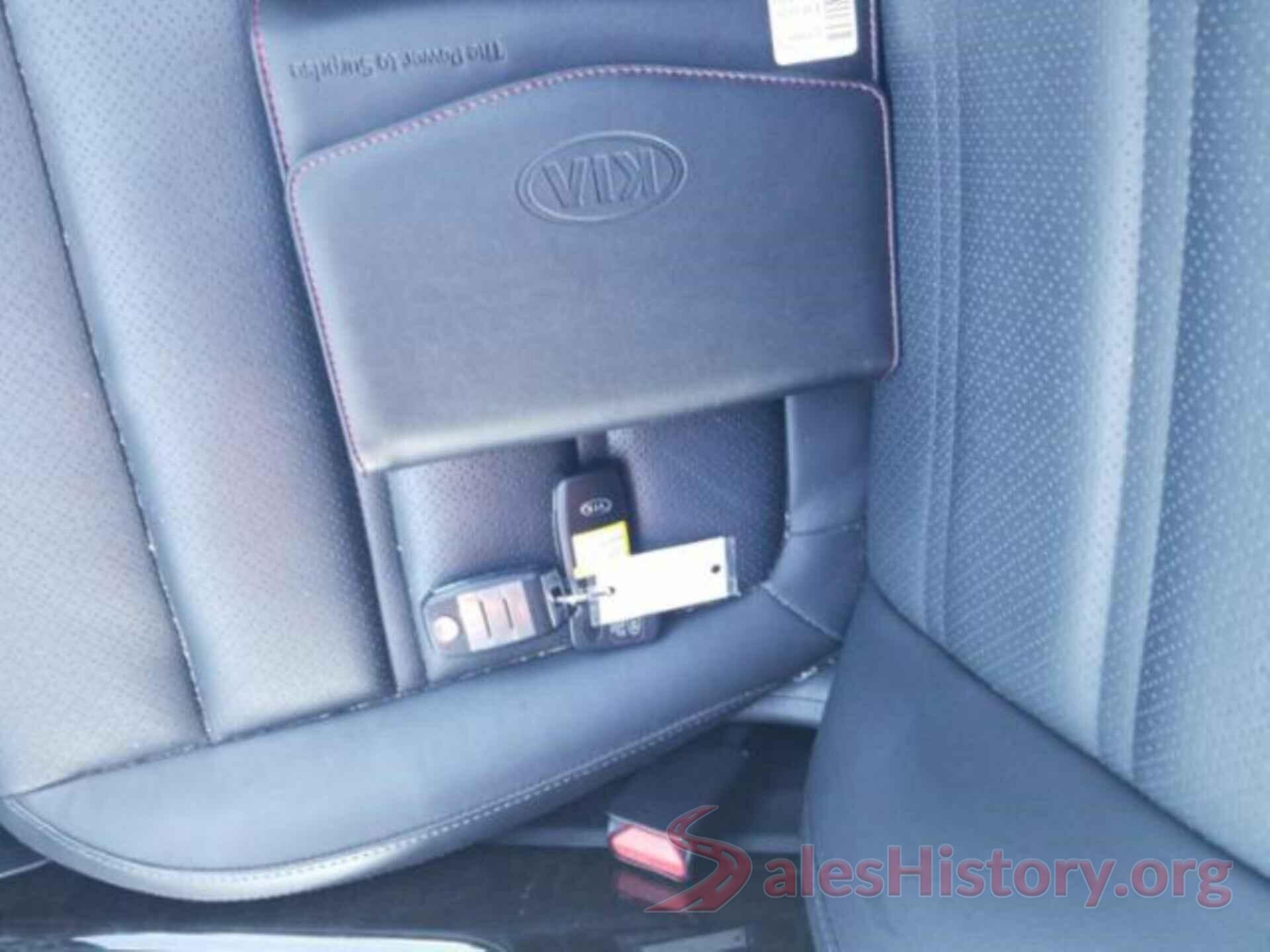 5XYPHDA57JG395864 2018 KIA SORENTO