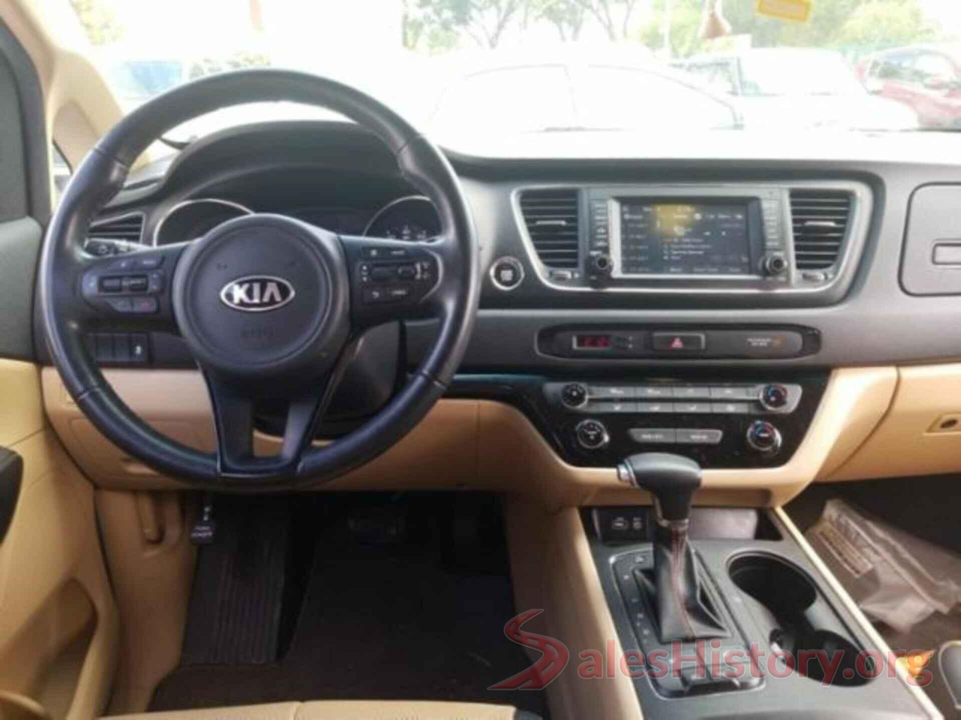 KNDMB5C16H6328223 2017 KIA SEDONA