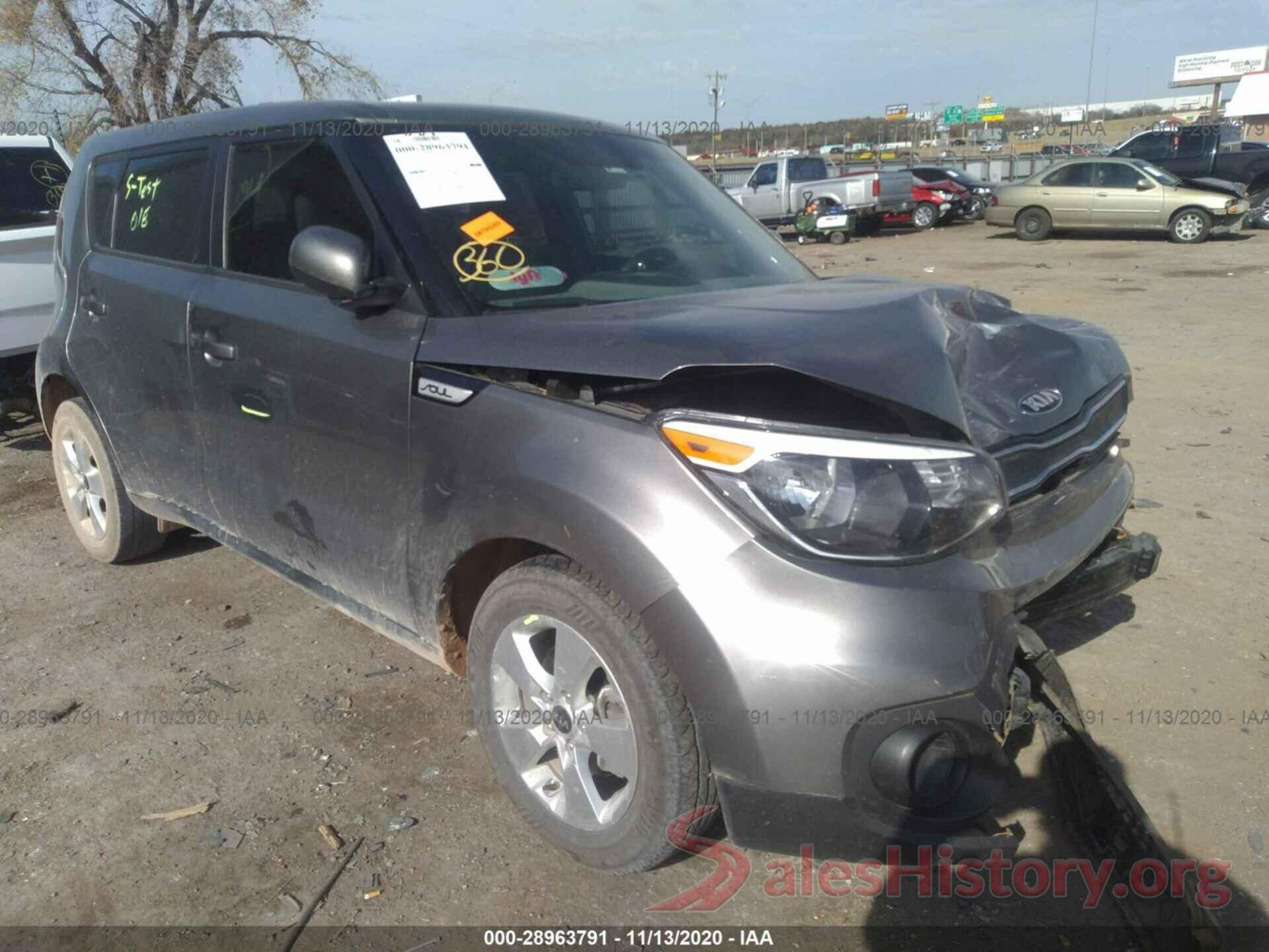 KNDJN2A20J7597807 2018 KIA SOUL