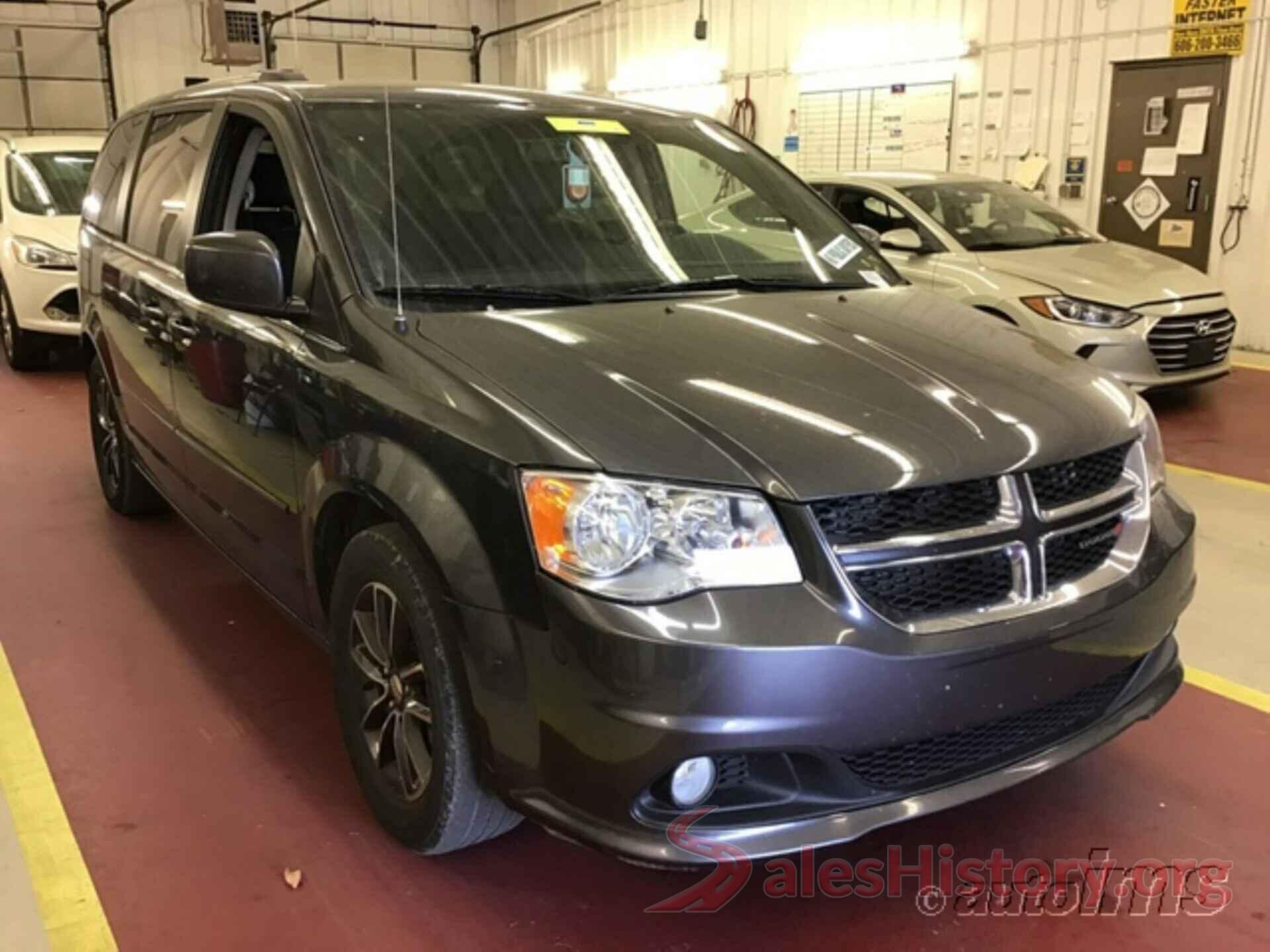 2C4RDGCG3HR617391 2017 DODGE GRAND CARAVAN