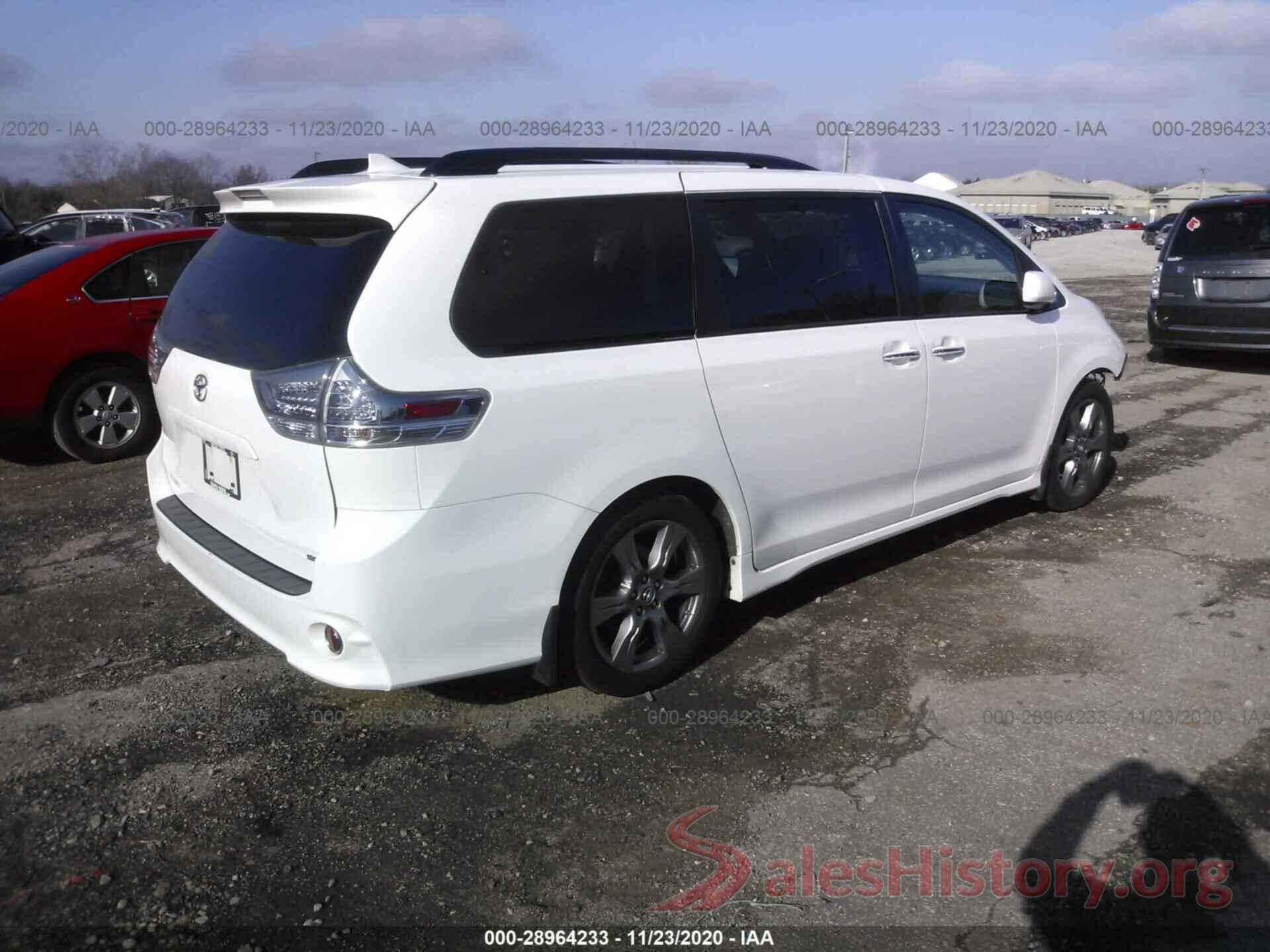 5TDXZ3DC6JS921583 2018 TOYOTA SIENNA