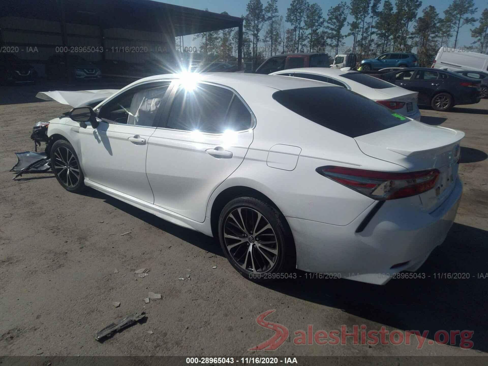 JTNB11HKXJ3001573 2018 TOYOTA CAMRY