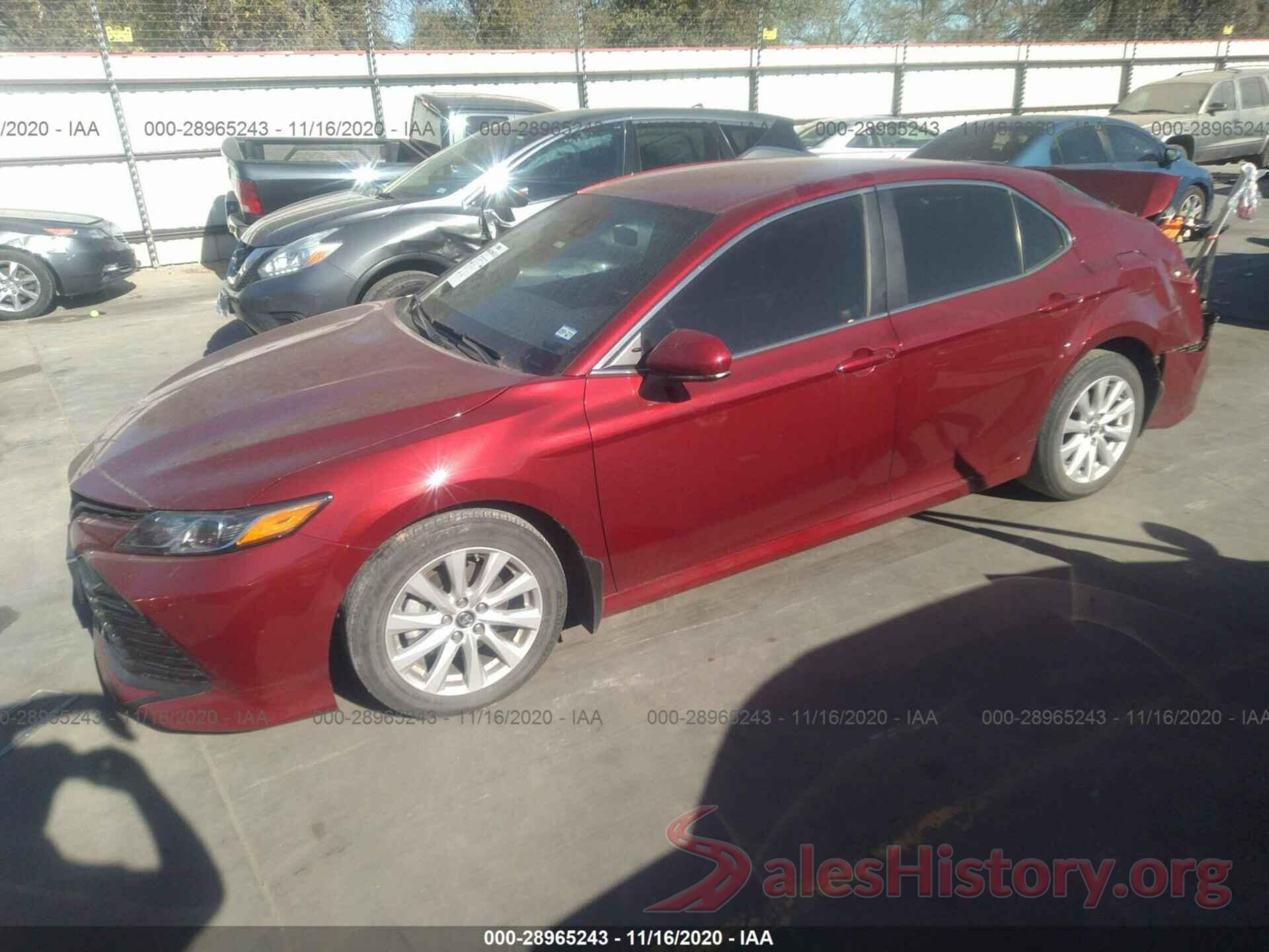 4T1B11HK0JU667674 2018 TOYOTA CAMRY