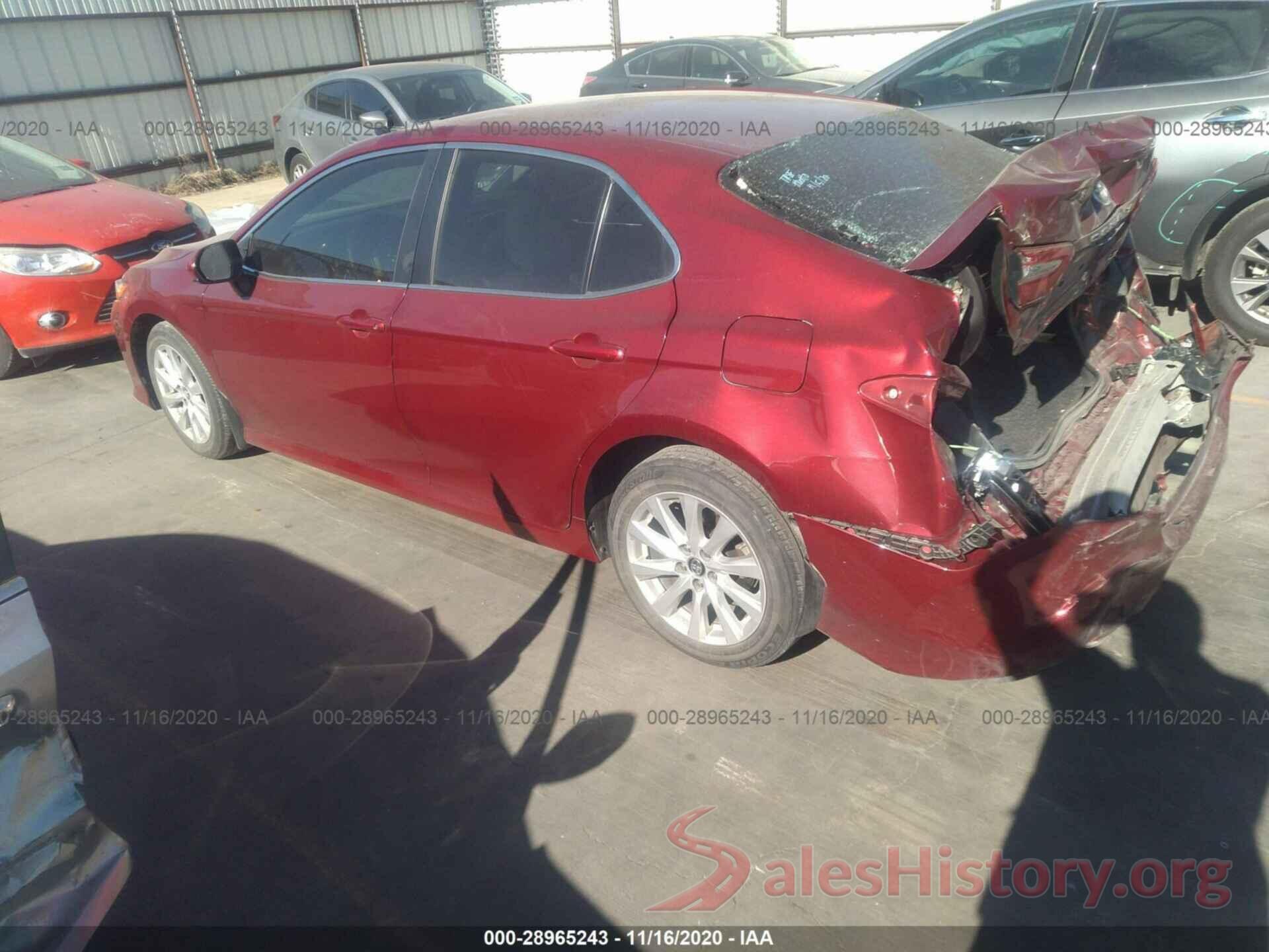 4T1B11HK0JU667674 2018 TOYOTA CAMRY