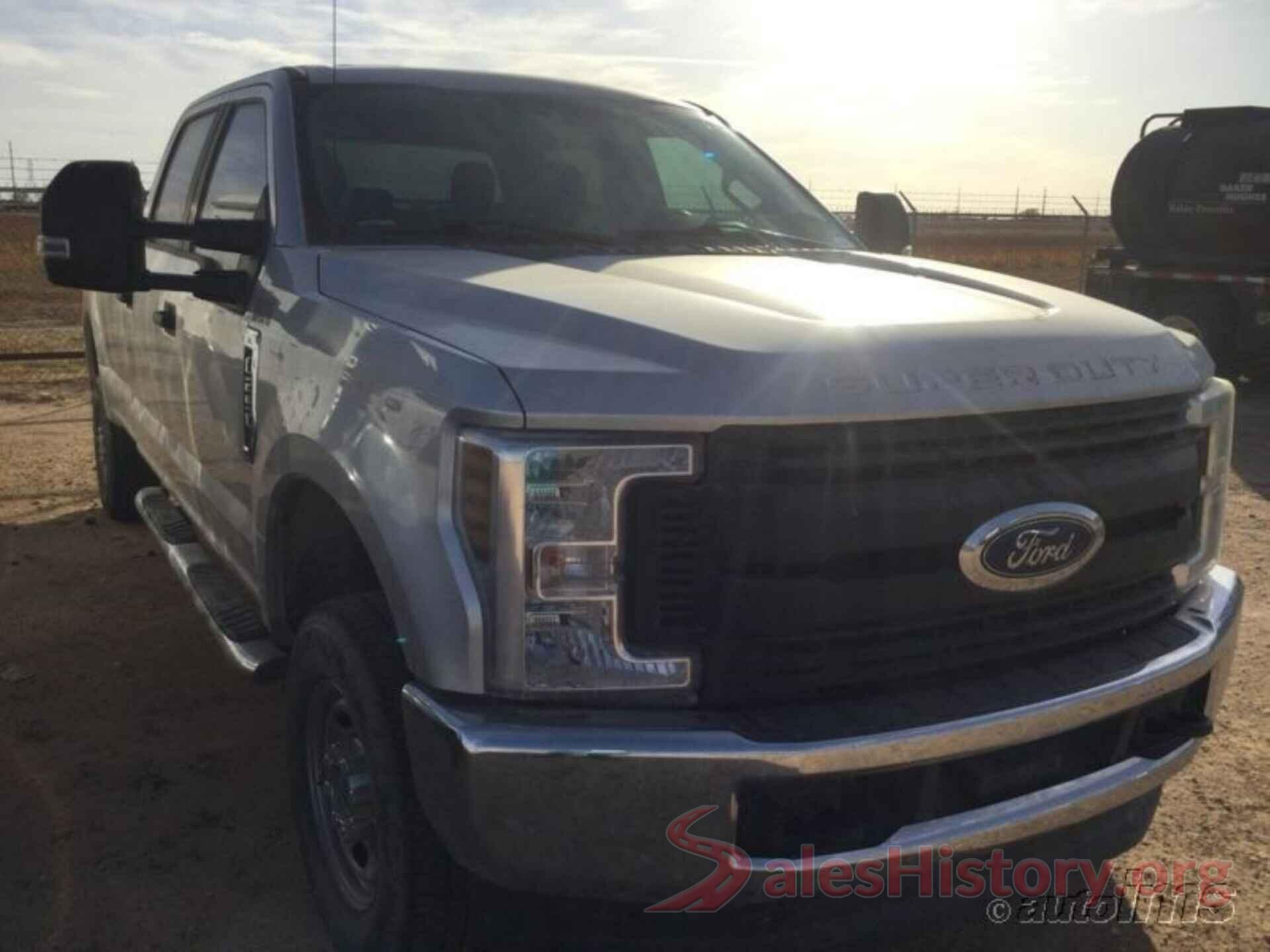 1FT7W2864JEC47214 2018 FORD F250