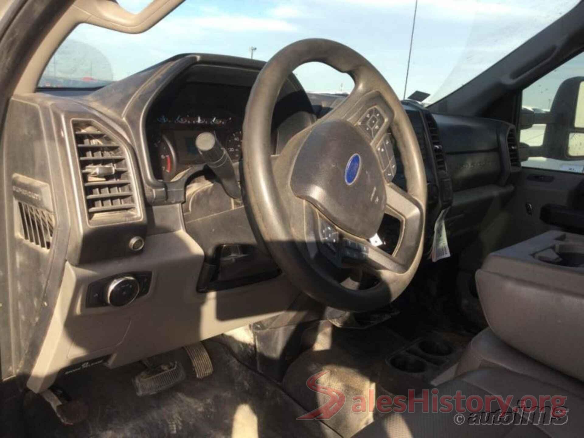 1FT7W2864JEC47214 2018 FORD F250