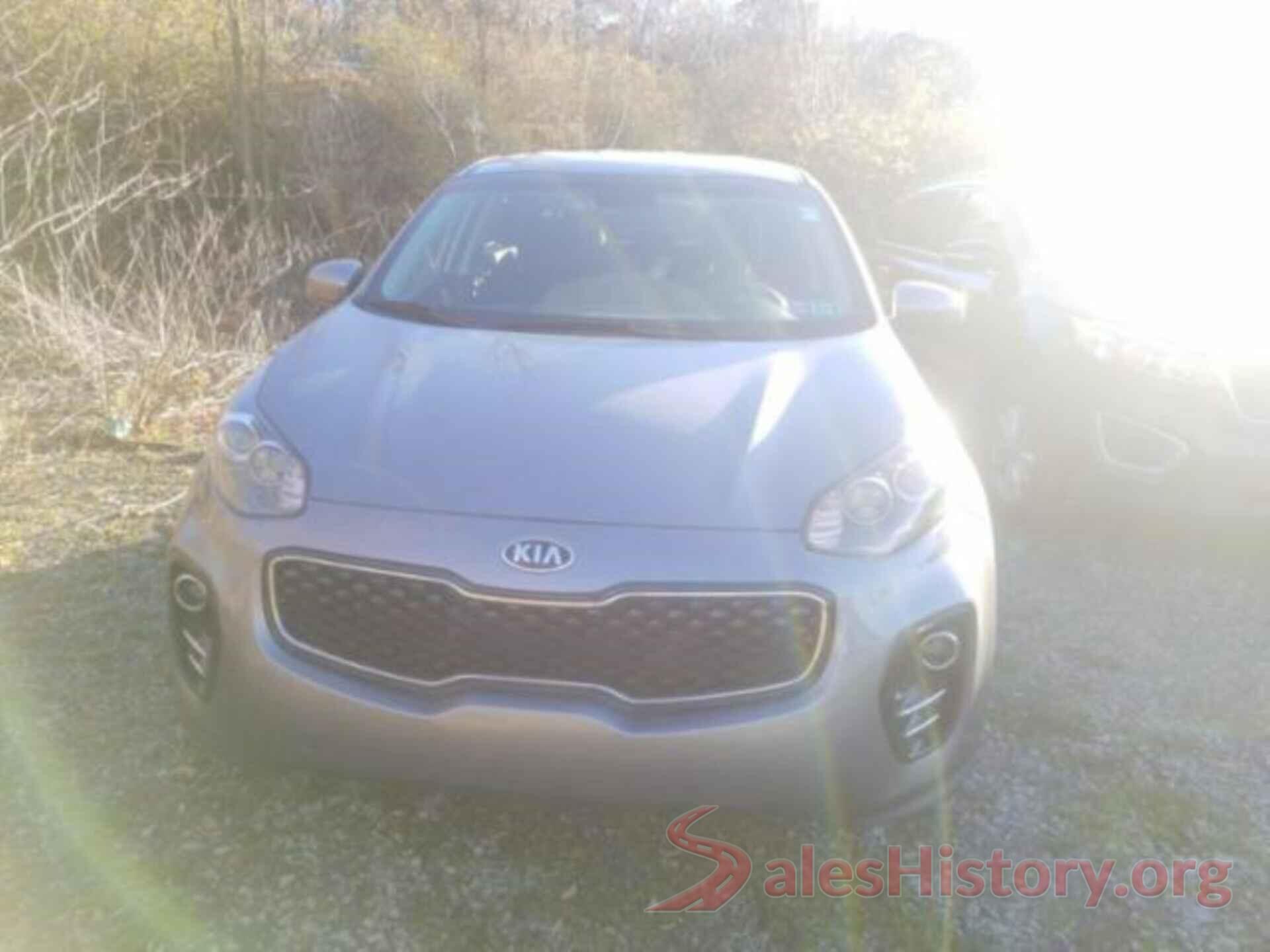 KNDPMCAC0J7365803 2018 KIA SPORTAGE