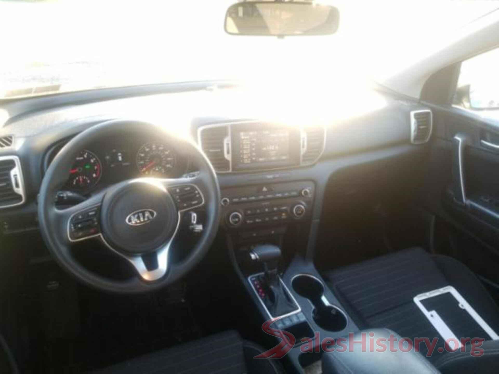 KNDPMCAC1J7301253 2018 KIA SPORTAGE