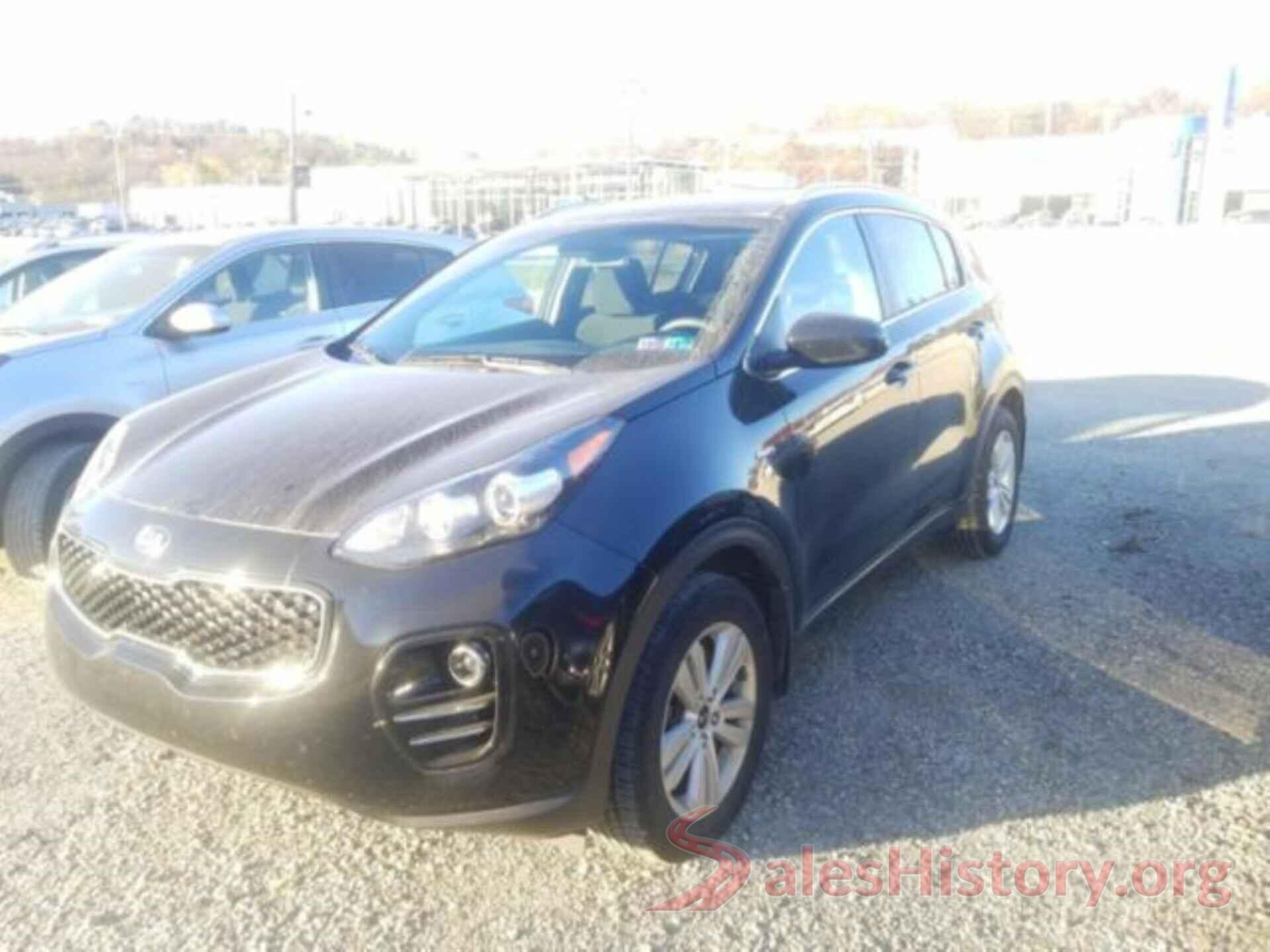 KNDPMCAC1J7301253 2018 KIA SPORTAGE