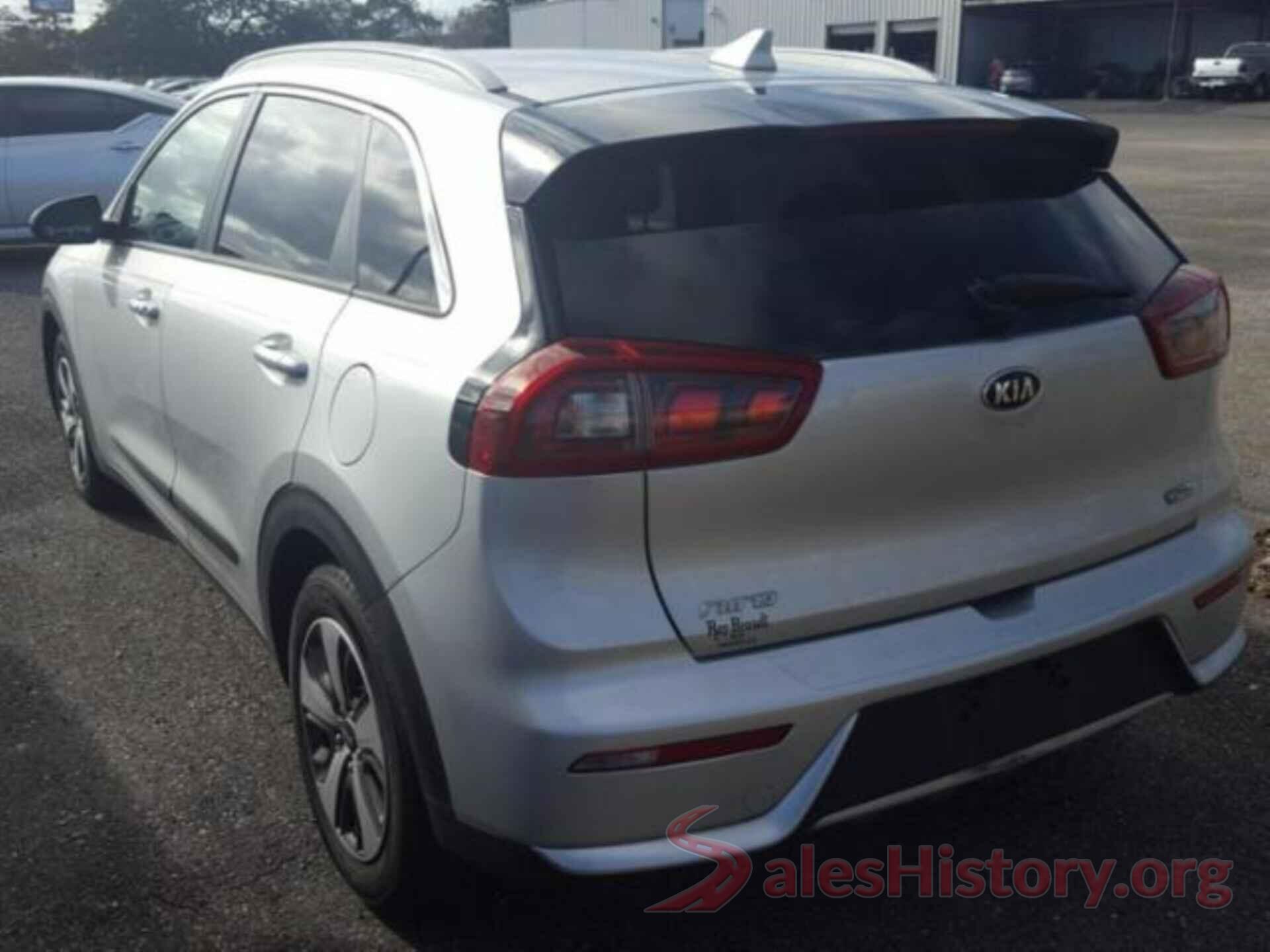 KNDCB3LC9H5090343 2017 KIA NIRO