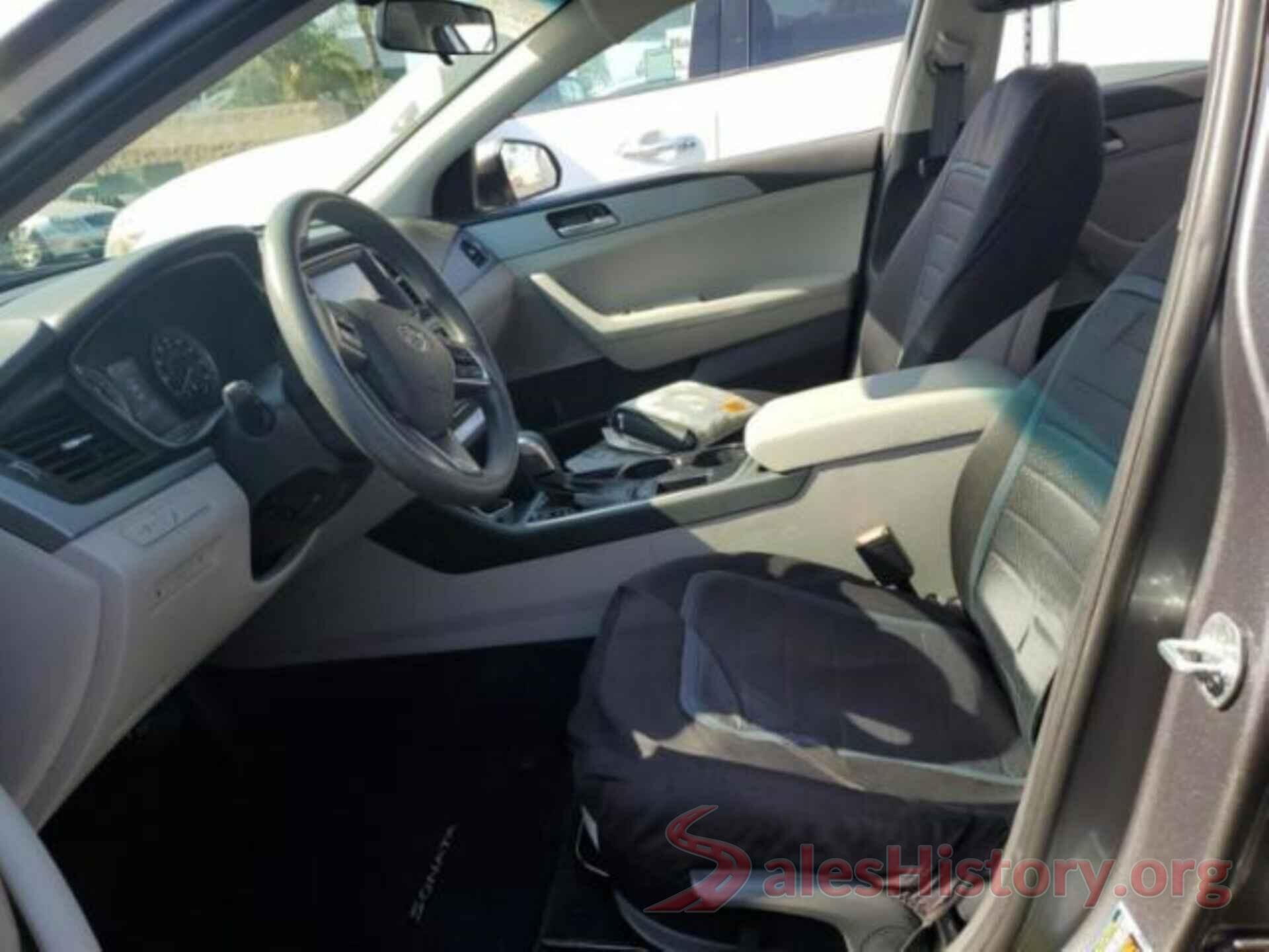 5NPE24AF7JH640060 2018 HYUNDAI SONATA