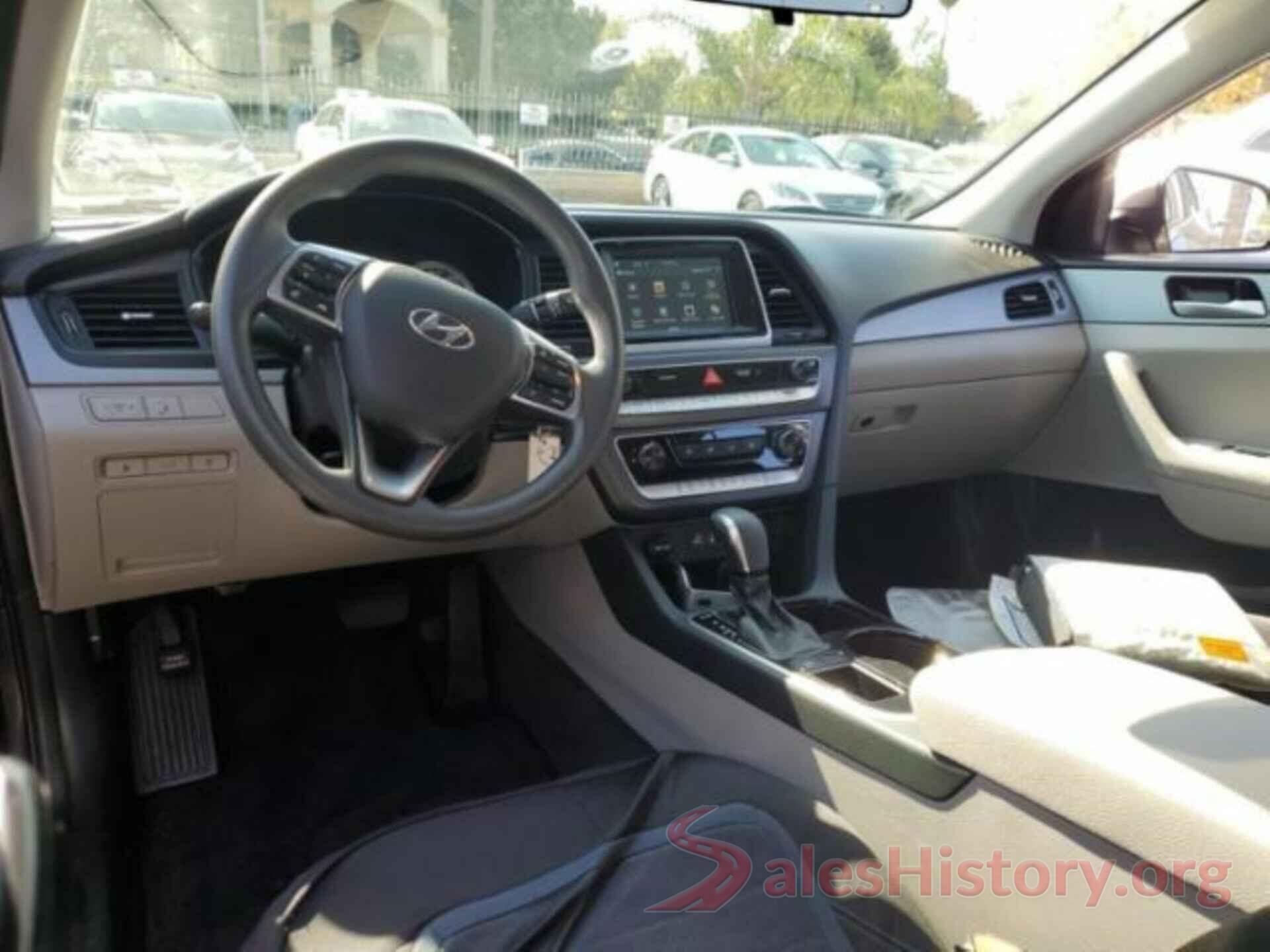 5NPE24AF7JH640060 2018 HYUNDAI SONATA