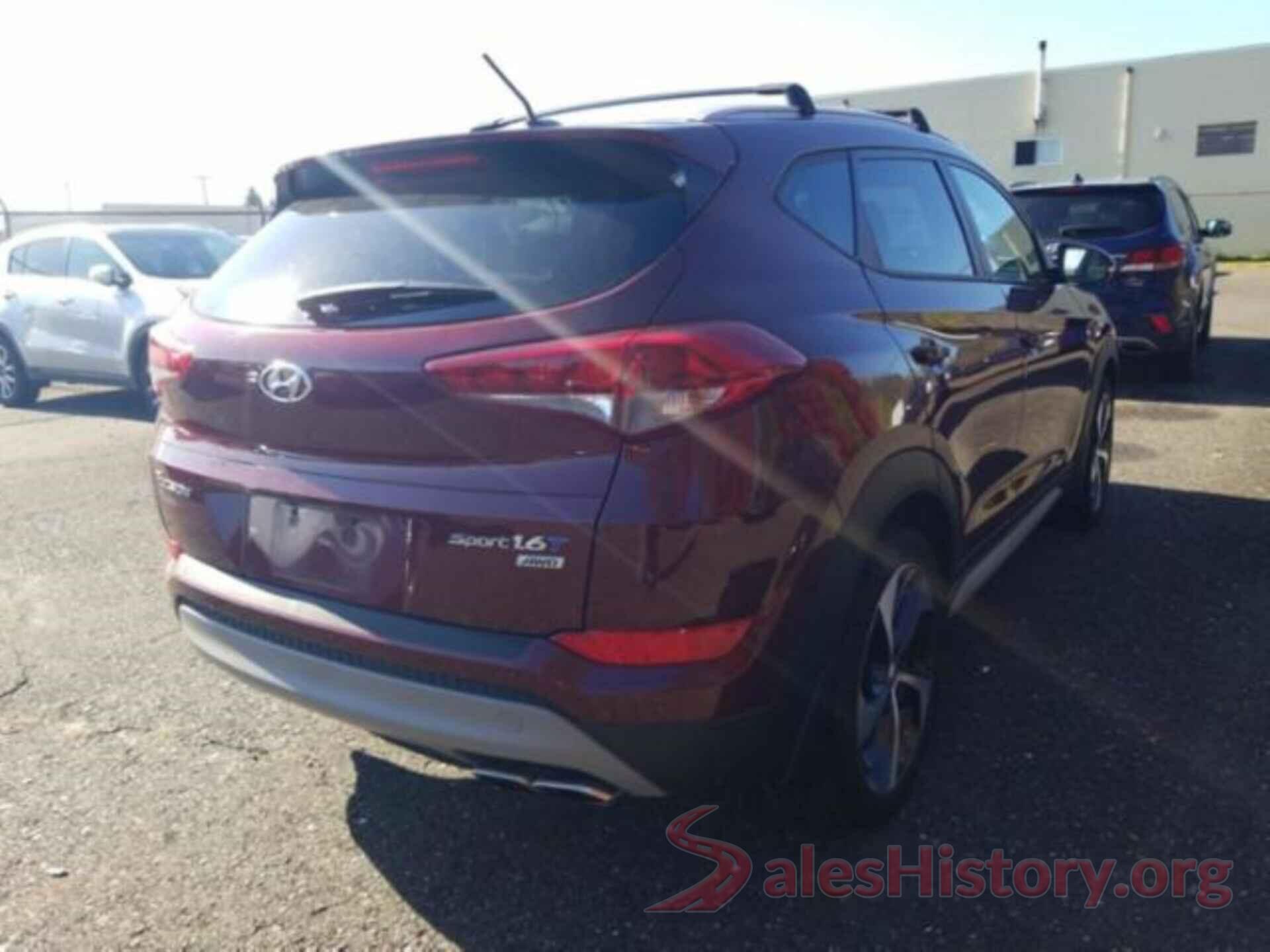 KM8J3CA21HU432447 2017 HYUNDAI TUCSON