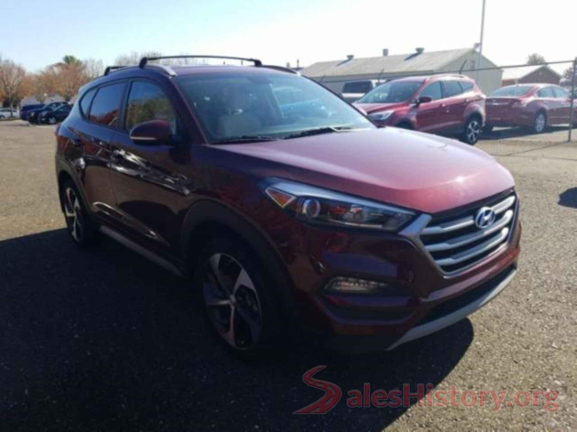 KM8J3CA21HU432447 2017 HYUNDAI TUCSON