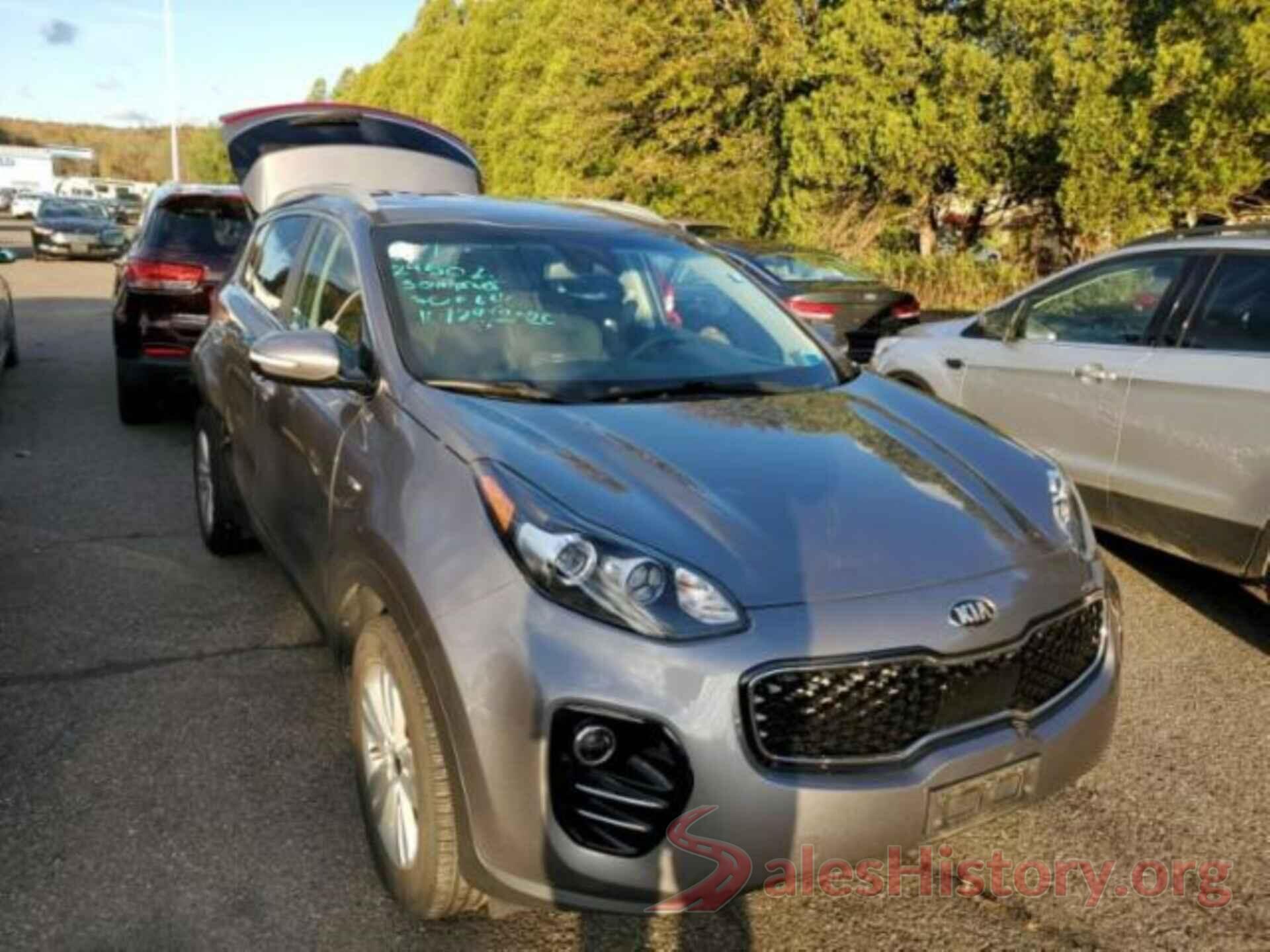 KNDPMCAC6J7305640 2018 KIA SPORTAGE