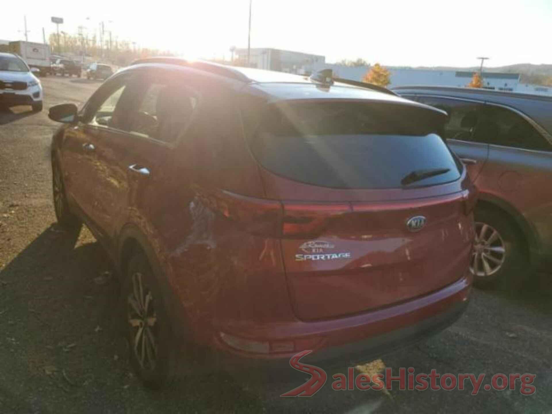 KNDPNCAC9J7351878 2018 KIA SPORTAGE