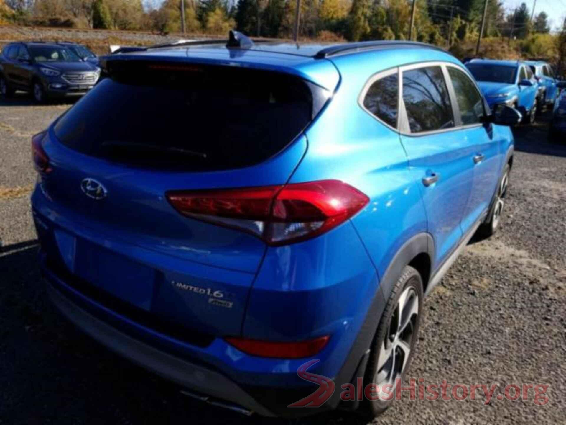 KM8J3CA23HU307868 2017 HYUNDAI TUCSON