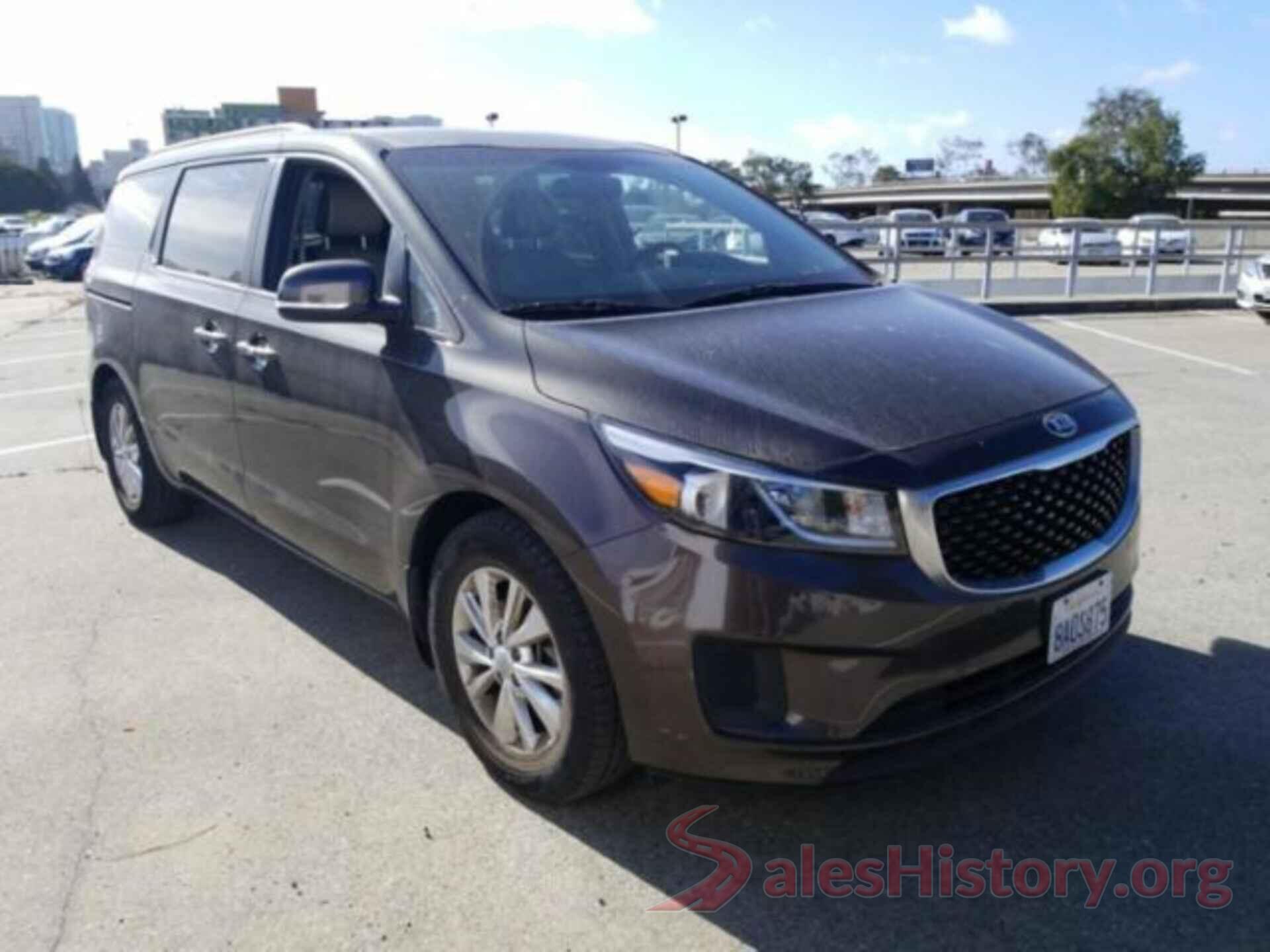 KNDMB5C16H6339156 2017 KIA SEDONA