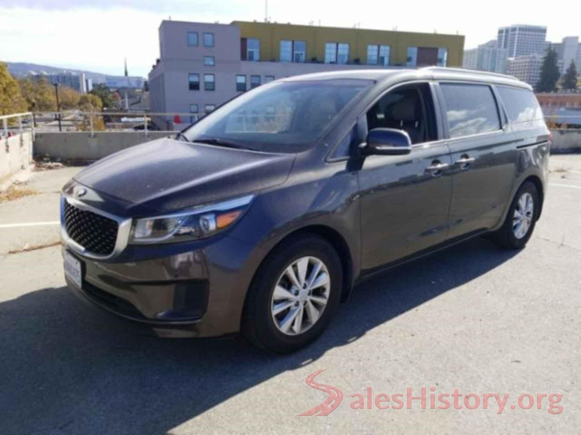 KNDMB5C16H6339156 2017 KIA SEDONA