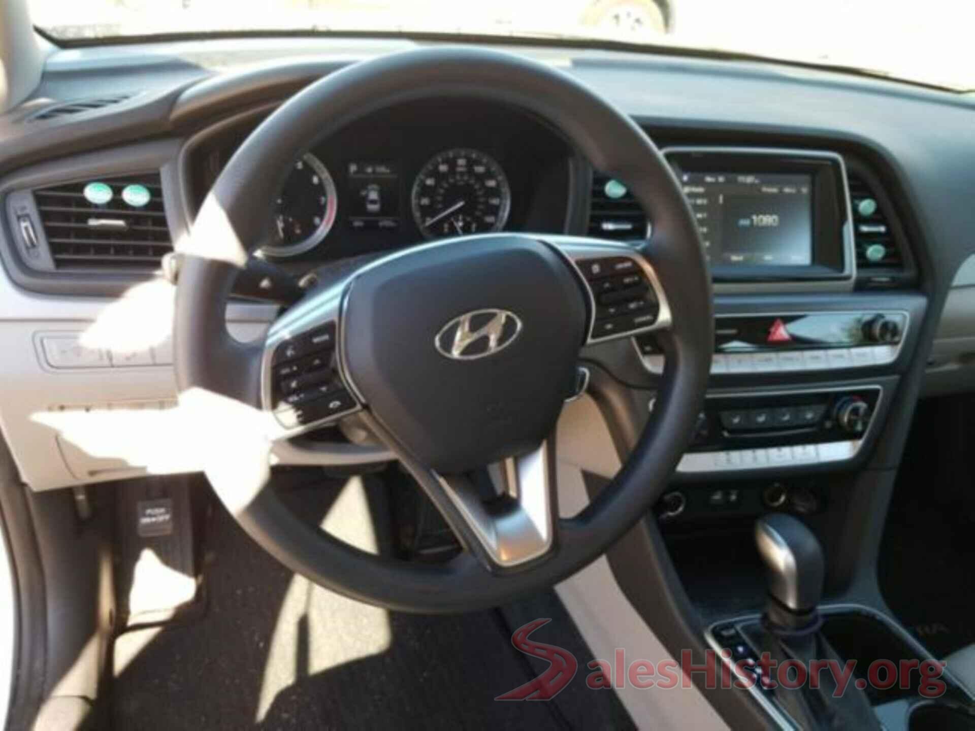 5NPE24AFXJH599214 2018 HYUNDAI SONATA