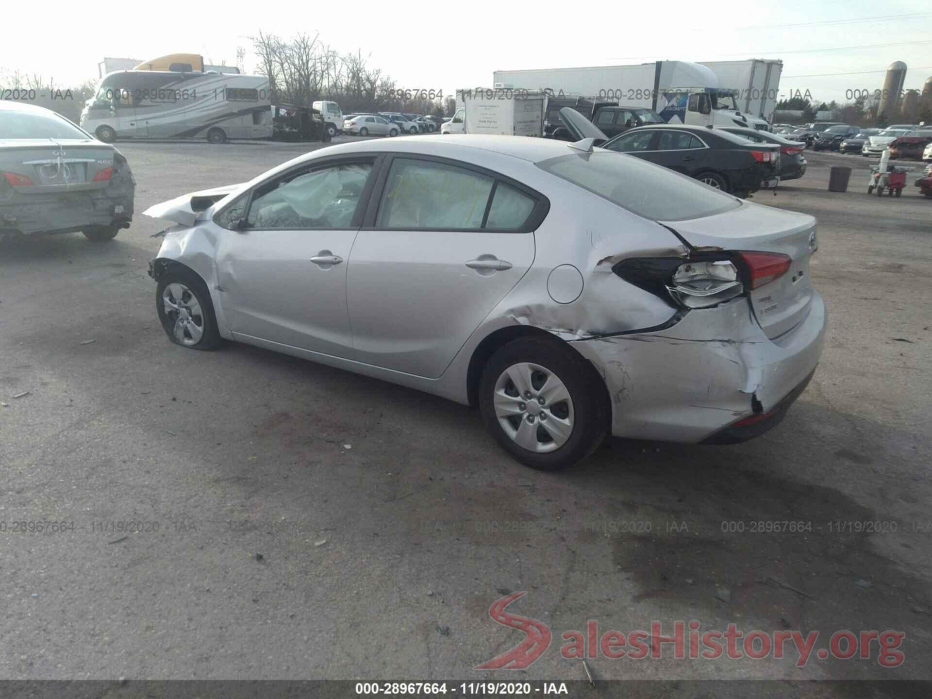 3KPFL4A7XHE017542 2017 KIA FORTE