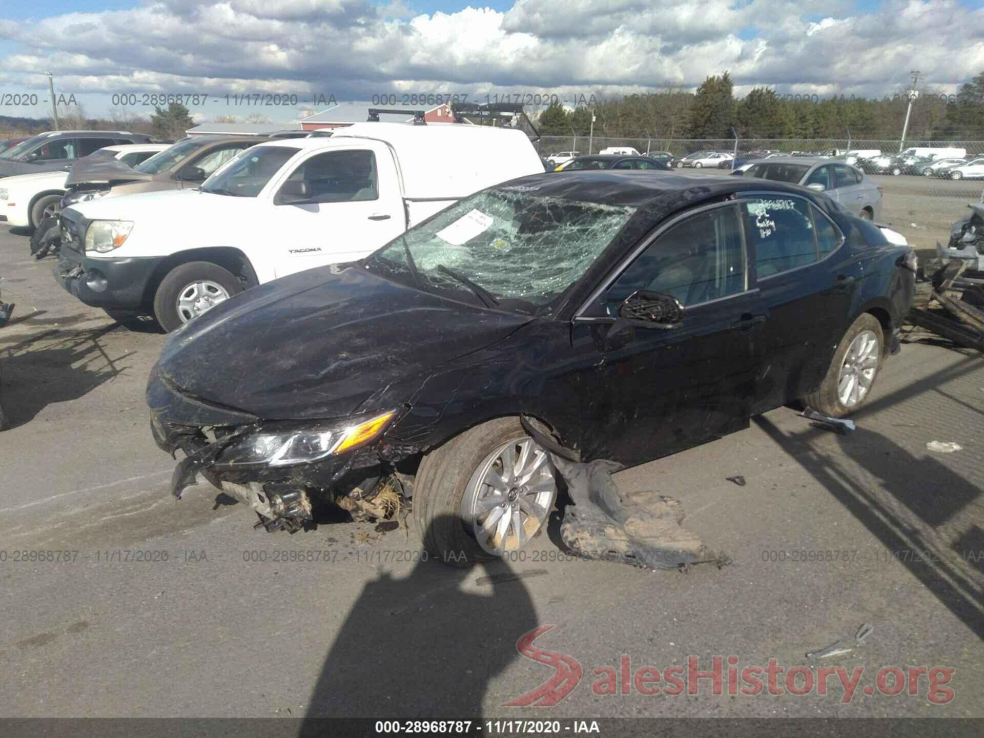 4T1B11HK3KU237140 2019 TOYOTA CAMRY