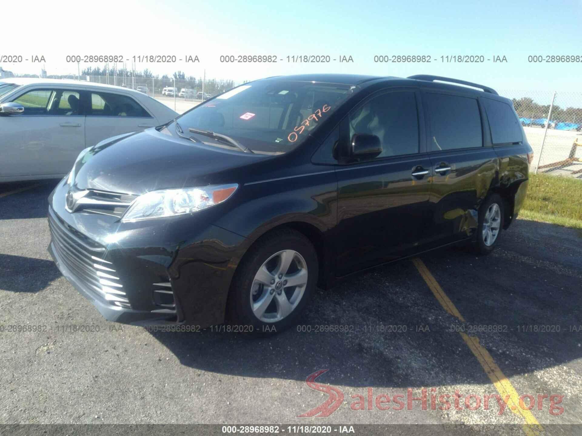 5TDKZ3DC3LS057976 2020 TOYOTA SIENNA