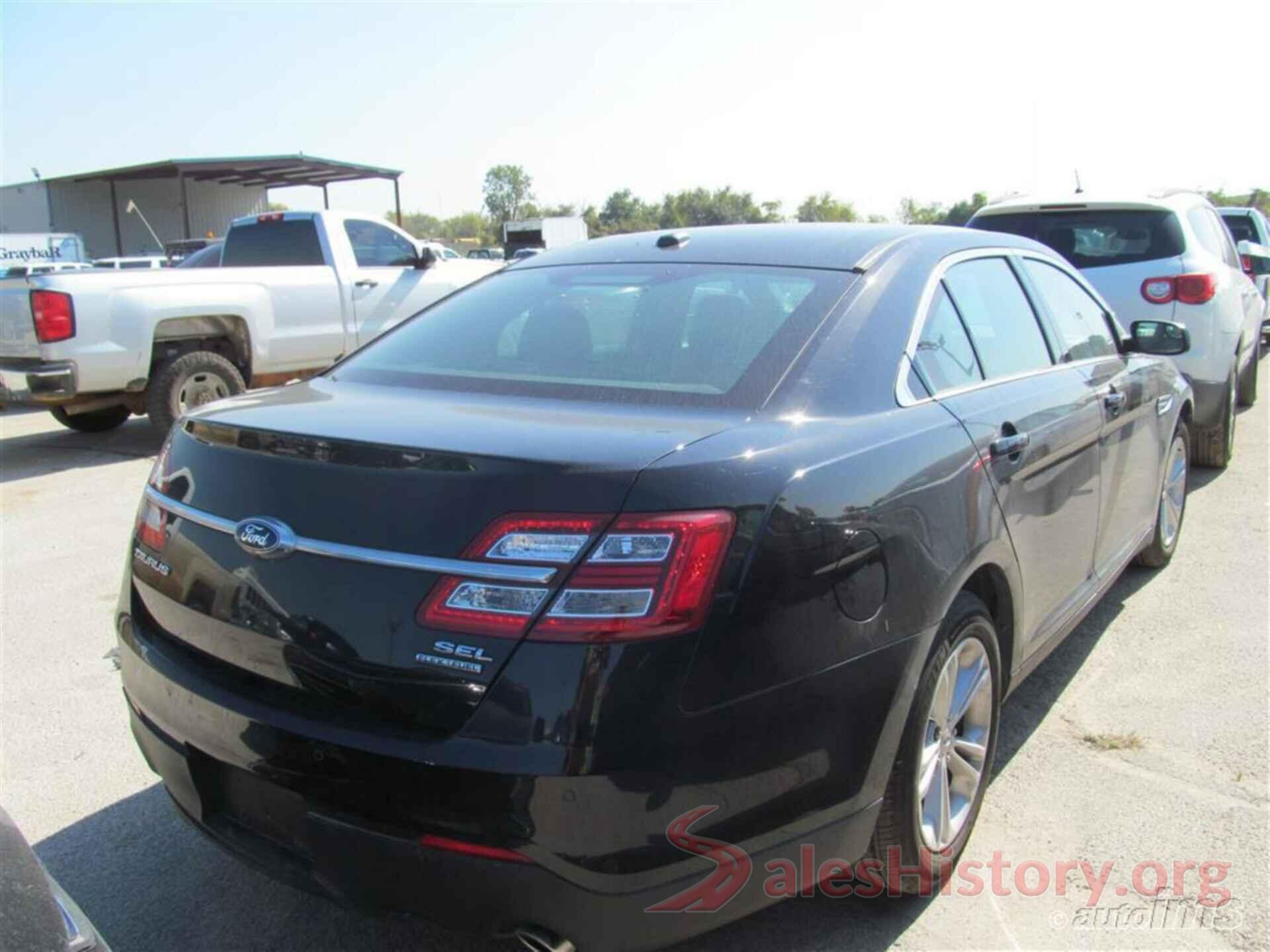 1FAHP2E89JG120421 2018 FORD TAURUS