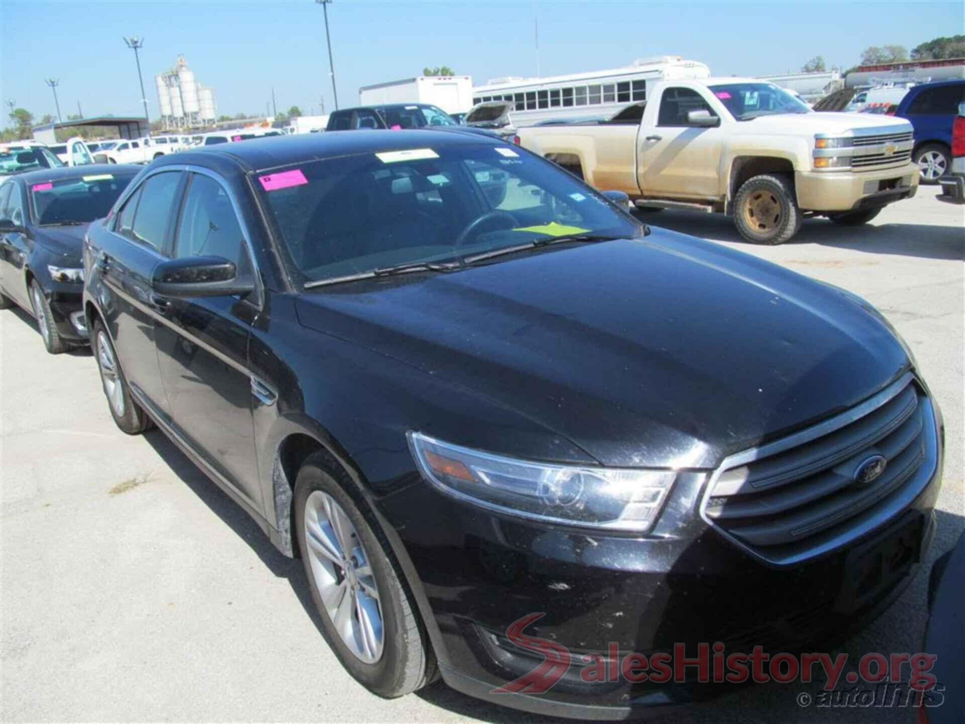 1FAHP2E89JG120421 2018 FORD TAURUS