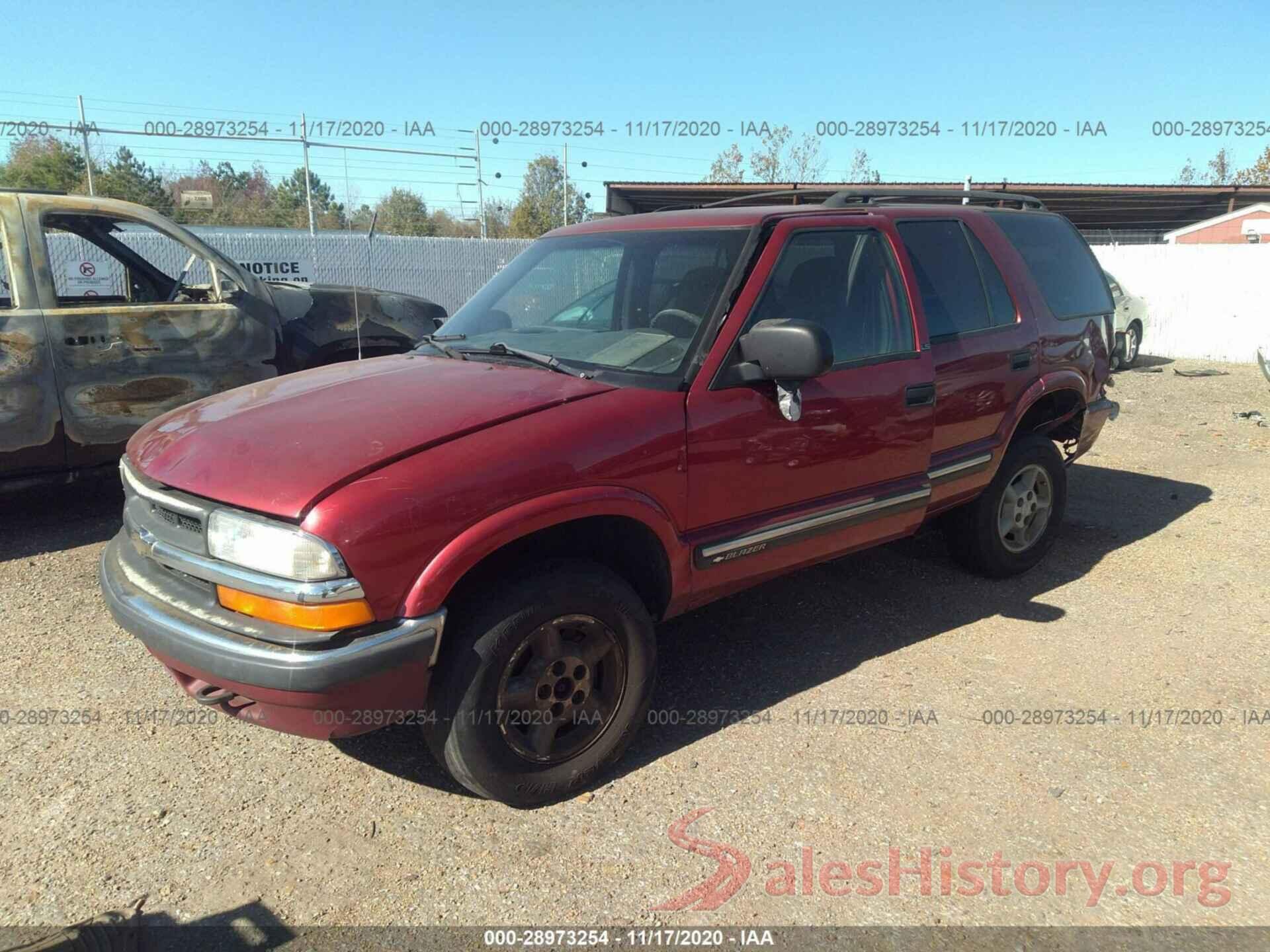 1GNDT13W112130154 2001 CHEVROLET BLAZER