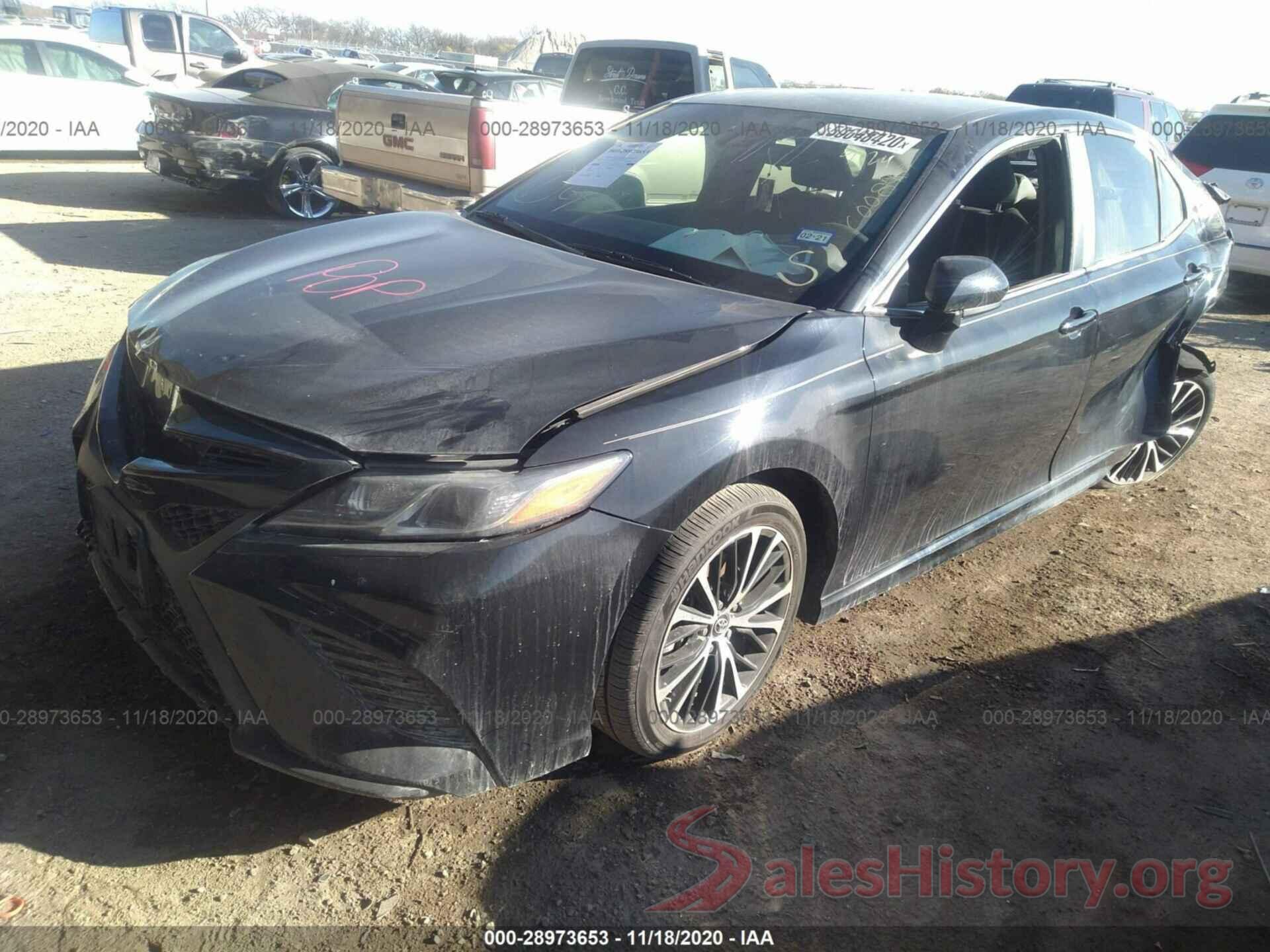 4T1B11HK4JU111383 2018 TOYOTA CAMRY