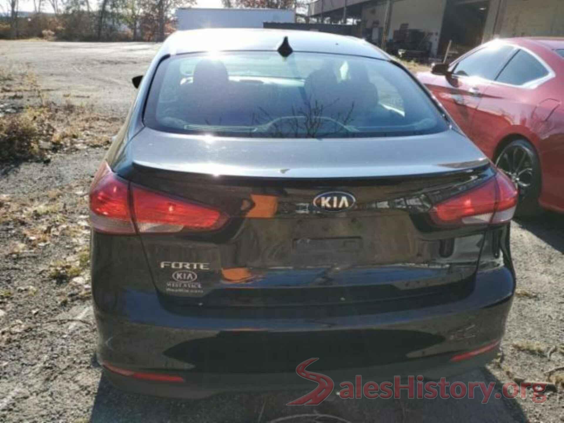 3KPFK4A79JE186962 2018 KIA FORTE