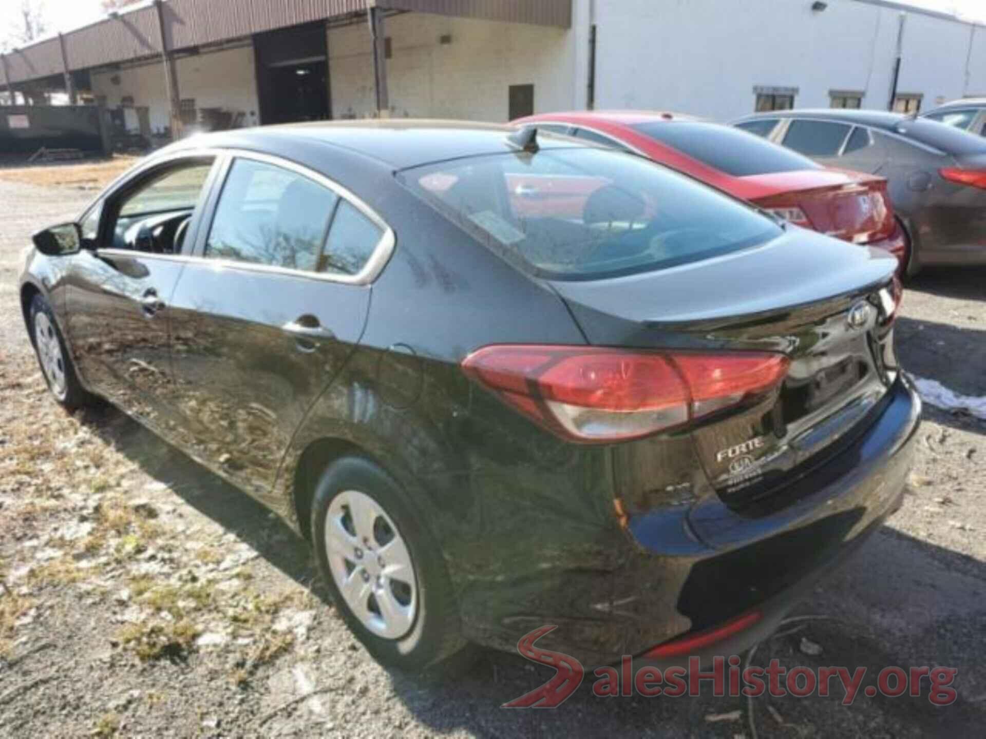 3KPFK4A79JE186962 2018 KIA FORTE