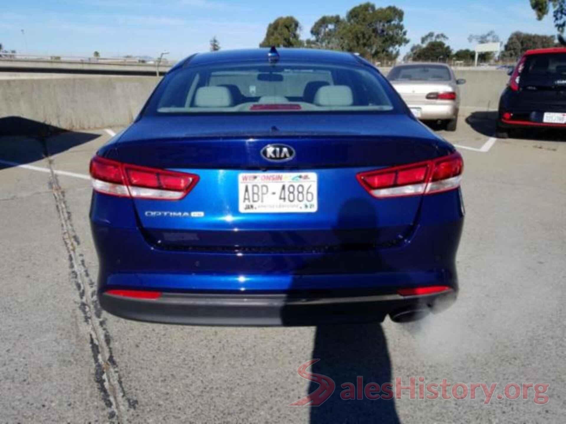 5XXGT4L39JG230333 2018 KIA OPTIMA