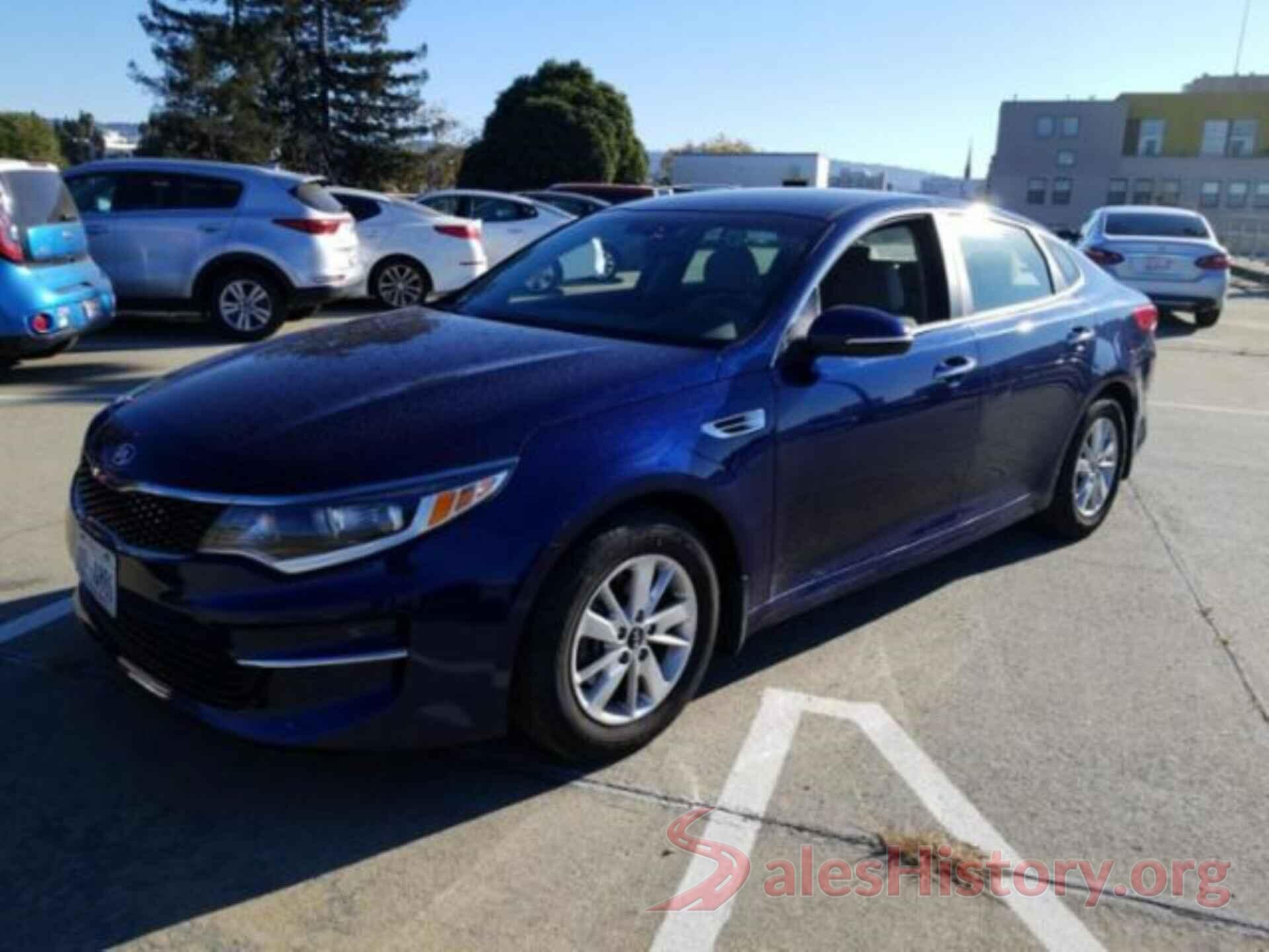 5XXGT4L39JG230333 2018 KIA OPTIMA