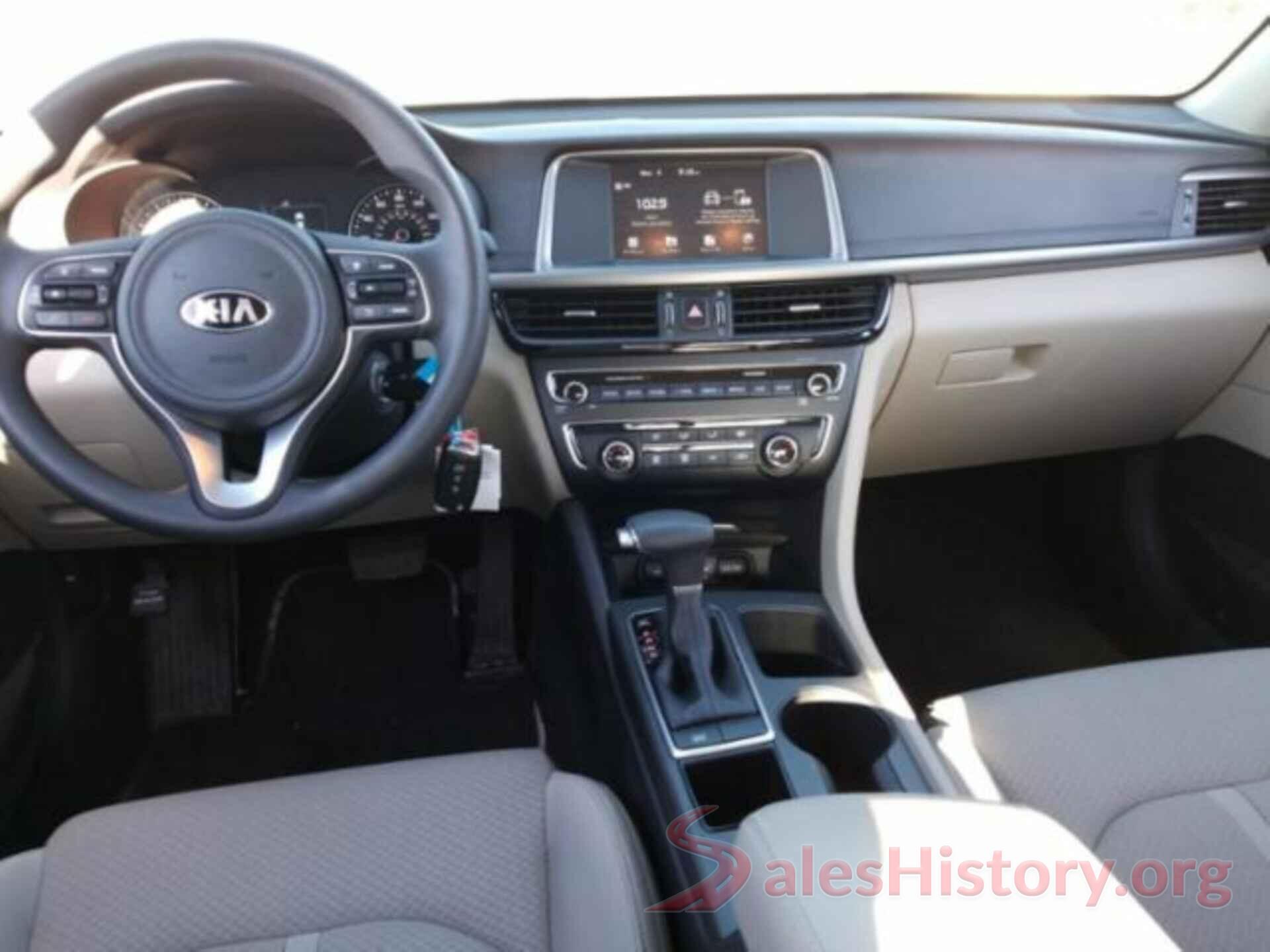 5XXGT4L39JG230333 2018 KIA OPTIMA