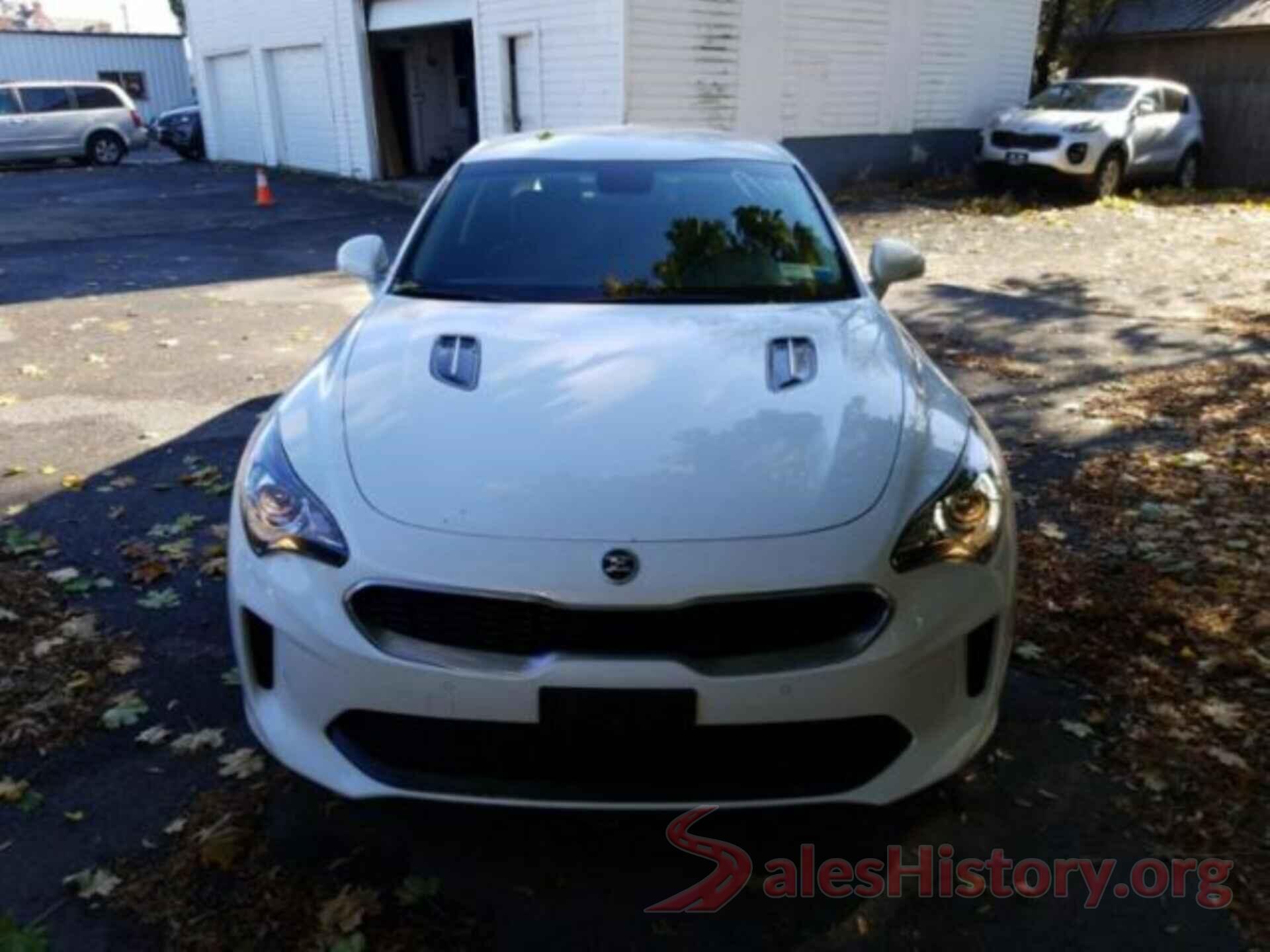 KNAE15LA9J6033126 2018 KIA STINGER