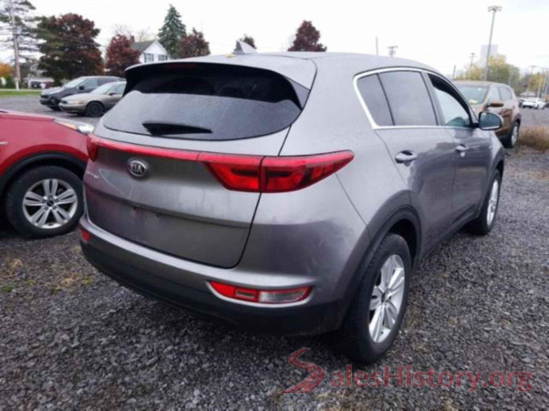 KNDPMCAC3J7429820 2018 KIA SPORTAGE