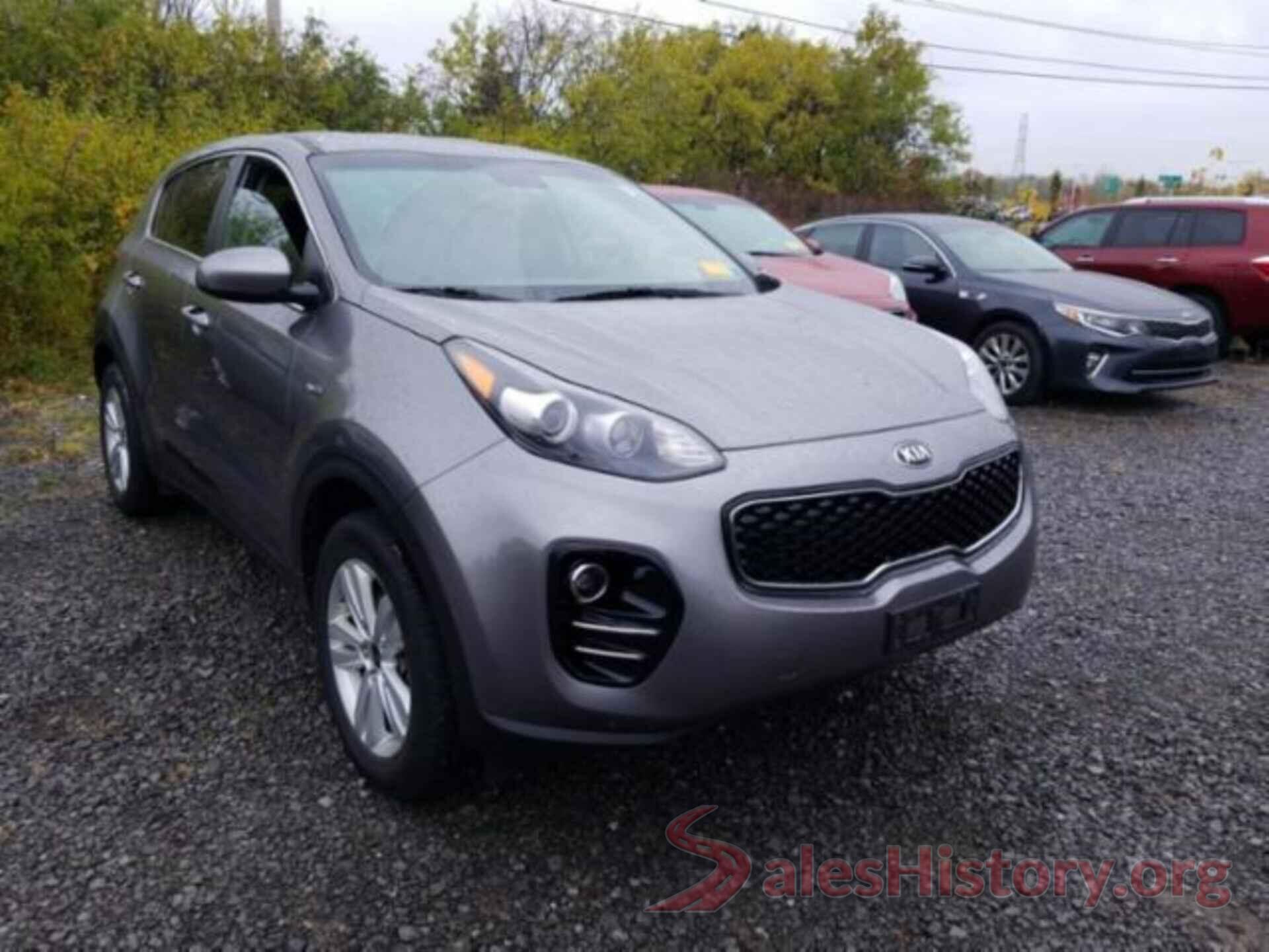 KNDPMCAC3J7429820 2018 KIA SPORTAGE