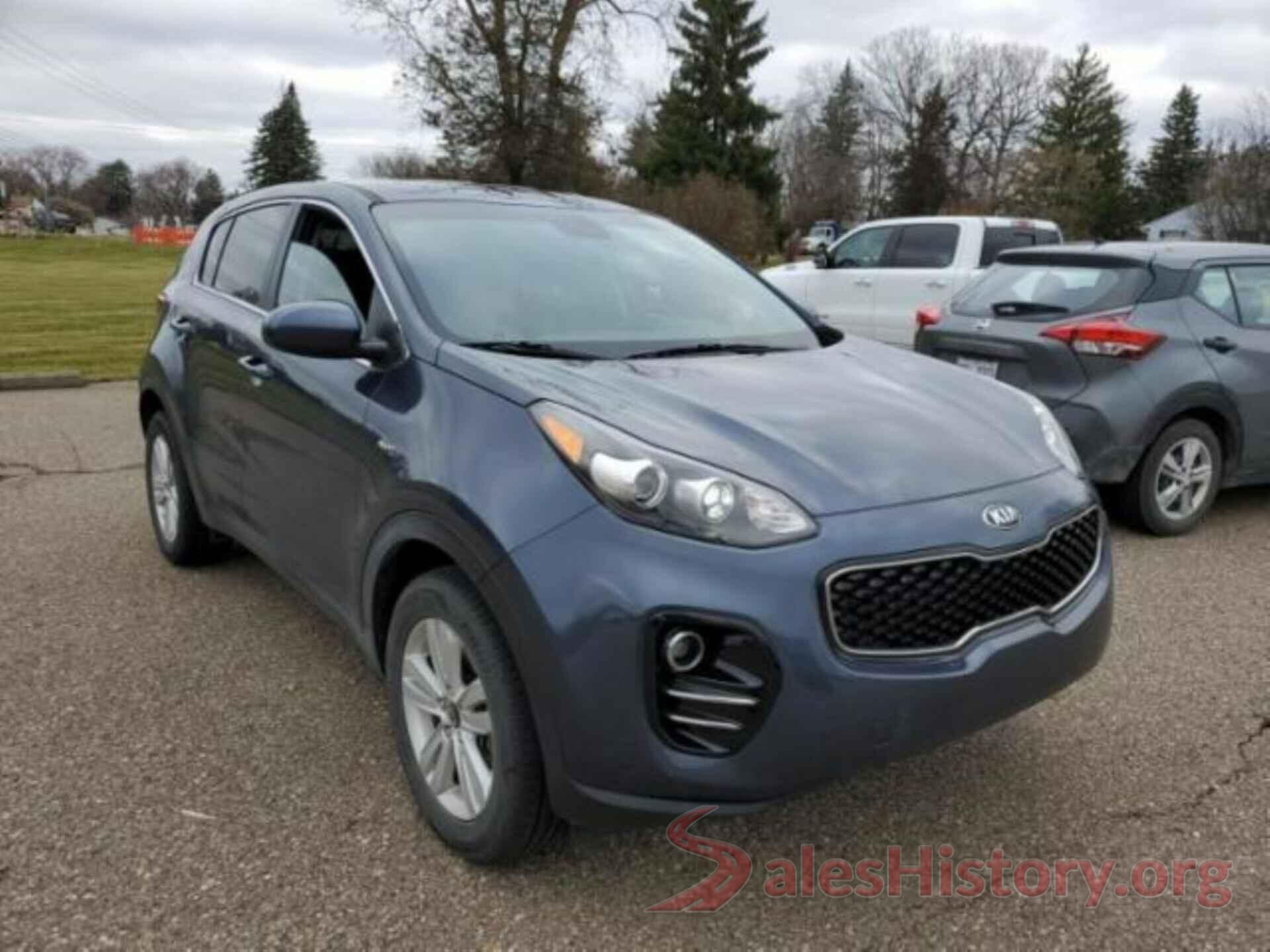 KNDPMCAC9J7350040 2018 KIA SPORTAGE