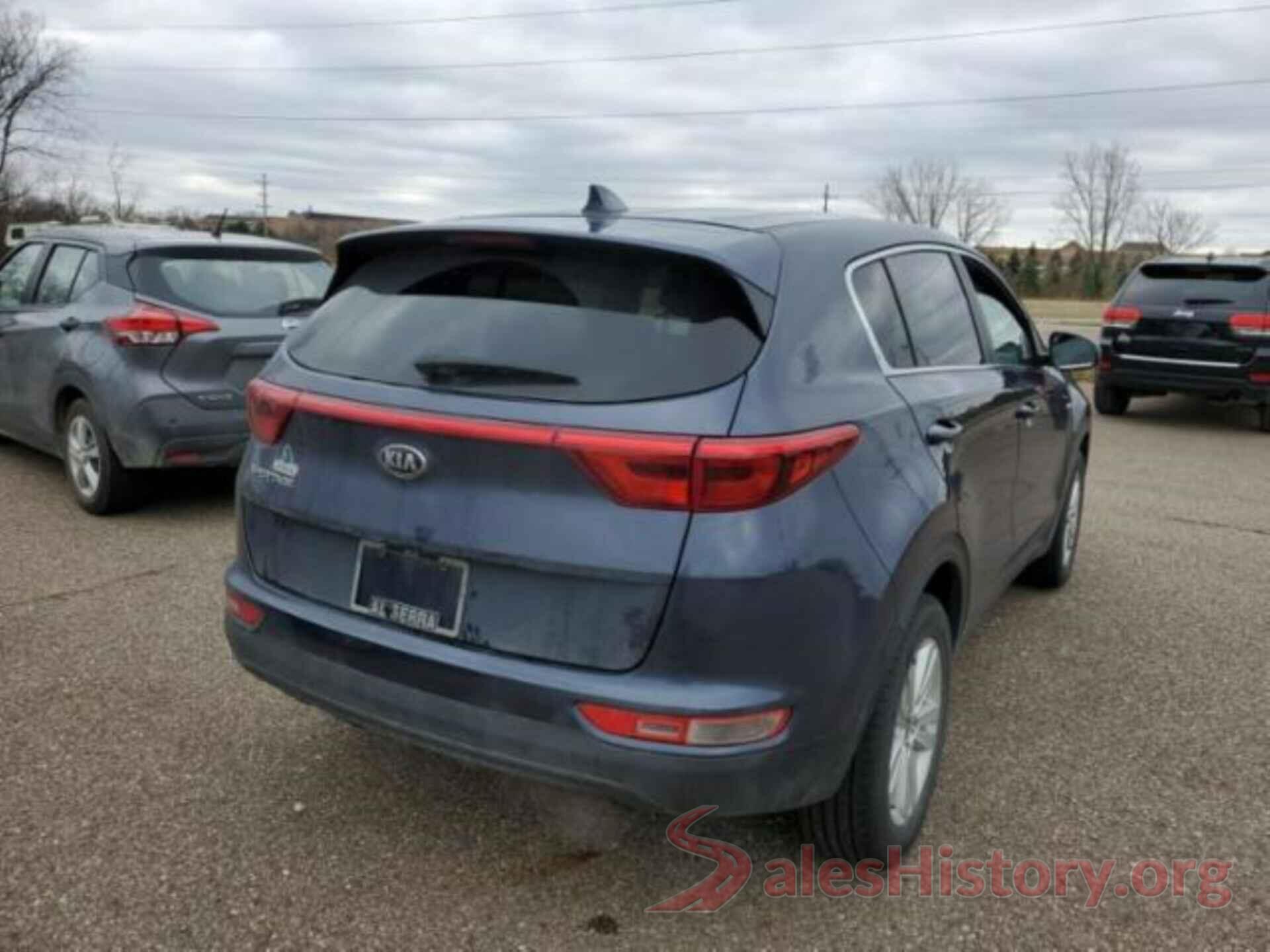 KNDPMCAC9J7350040 2018 KIA SPORTAGE