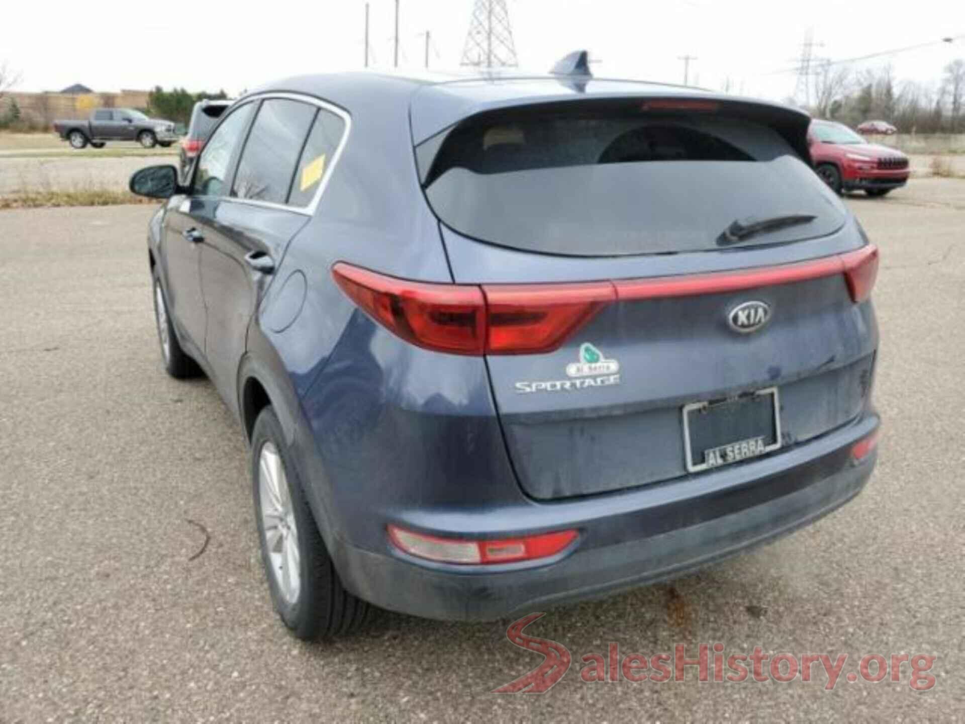 KNDPMCAC9J7350040 2018 KIA SPORTAGE