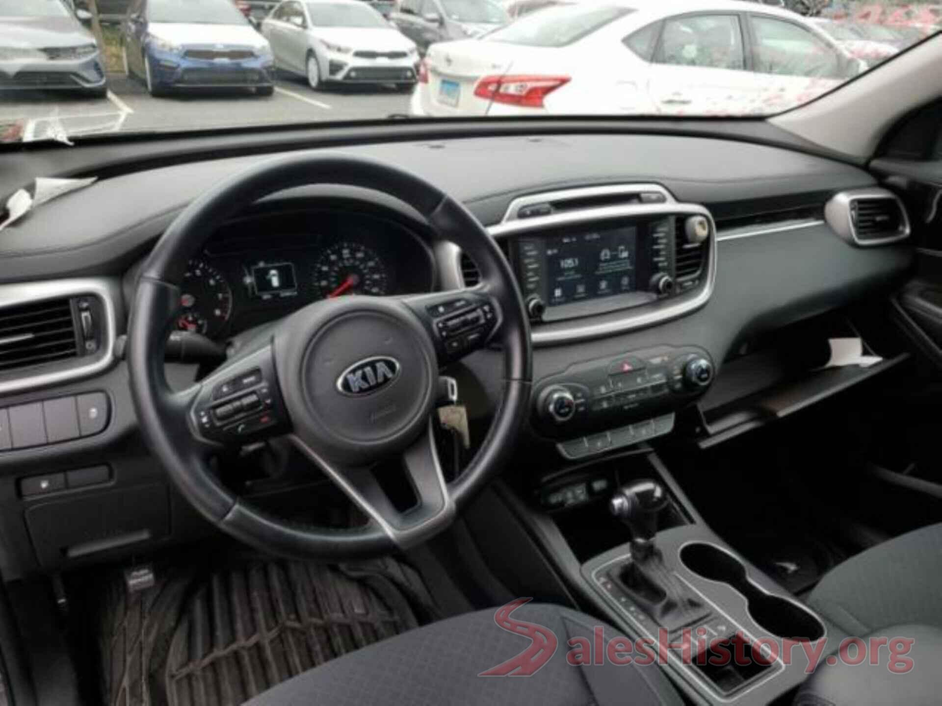 5XYPGDA35JG368633 2018 KIA SORENTO